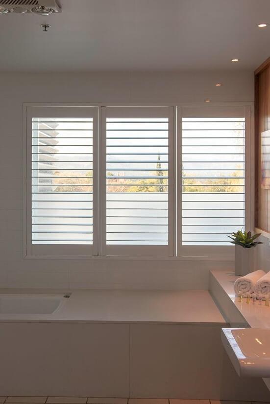 Deluxe Suite with Spa Bath photo 2