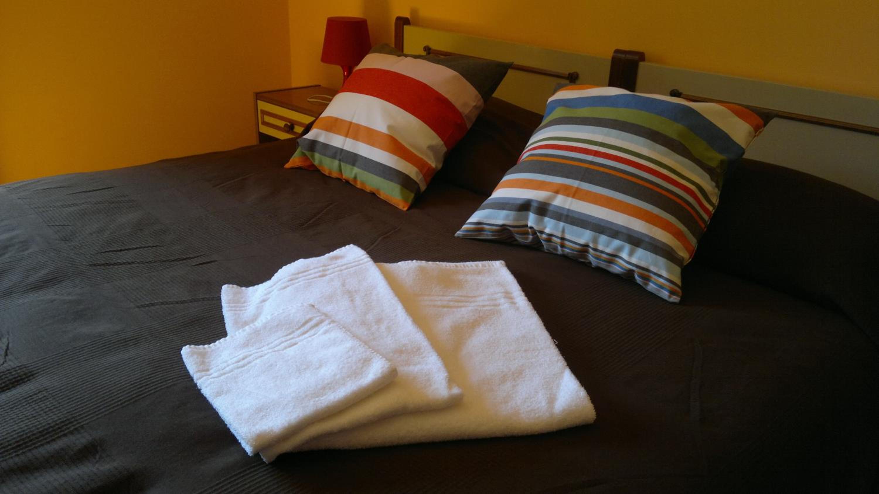 Triple Room with Bathroom photo 2