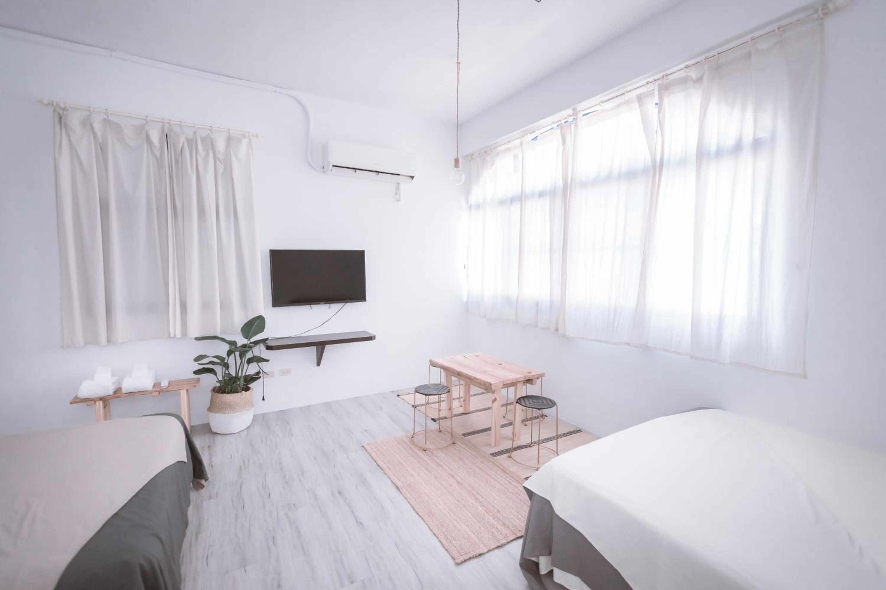 Deluxe Family Suite photo 3