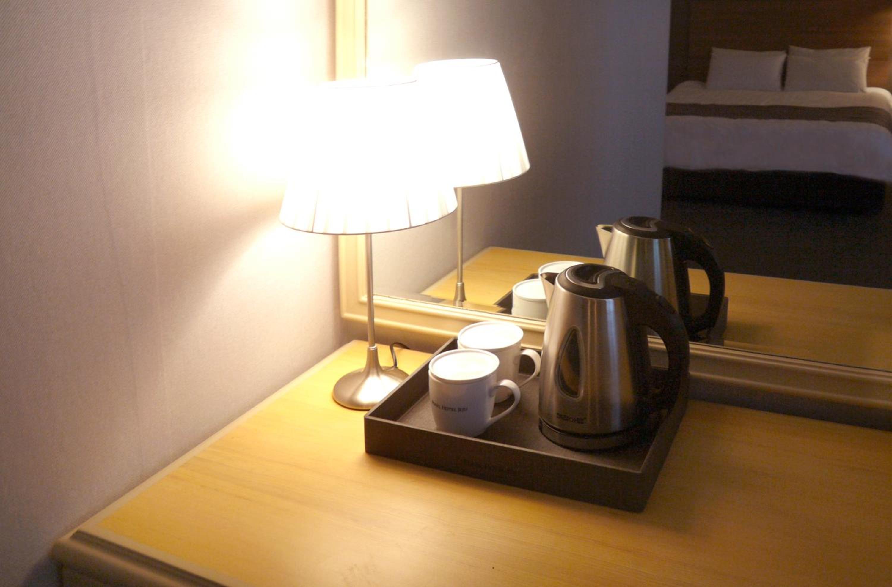 Suite - Photo 9