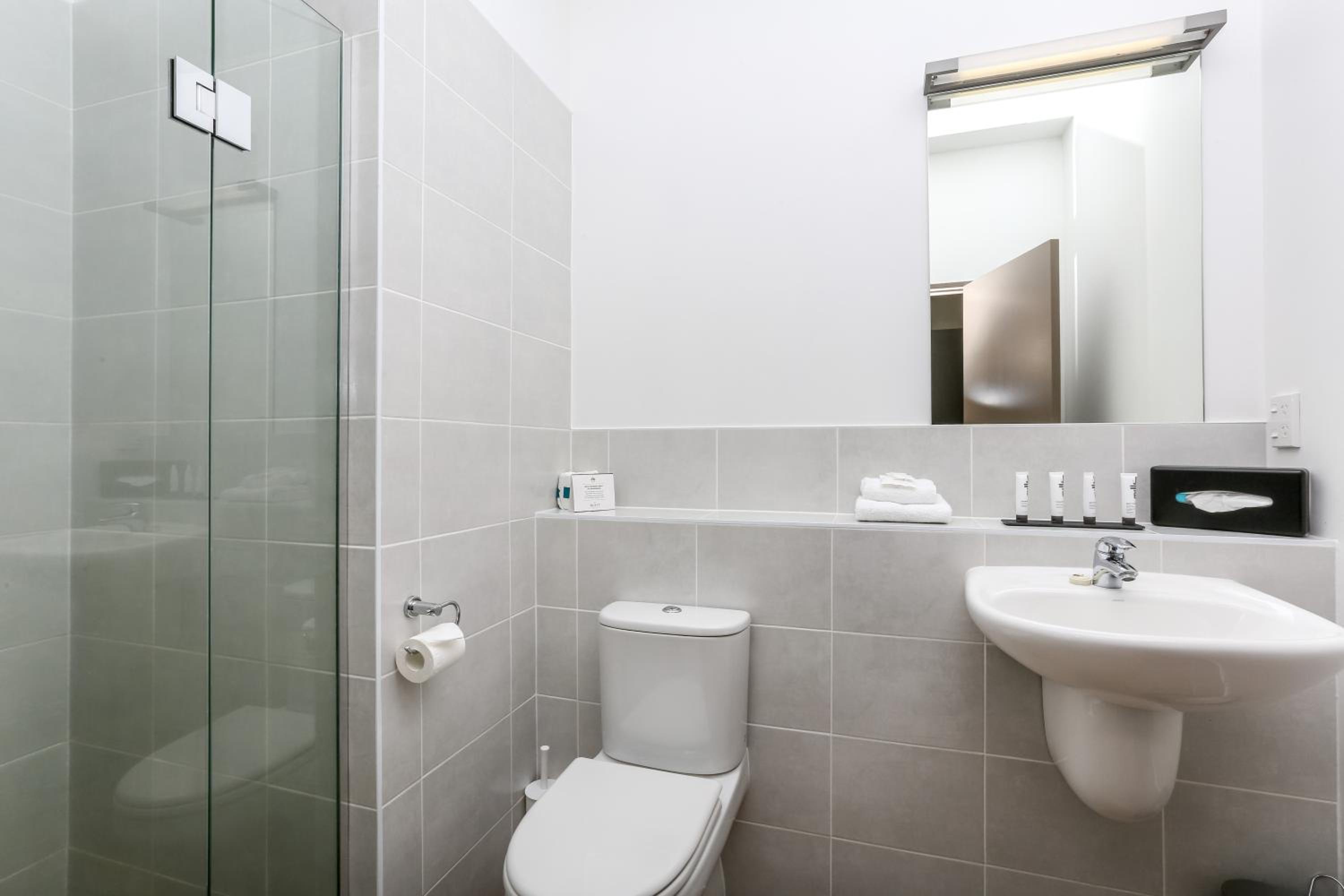 Studio Apartment photo 2