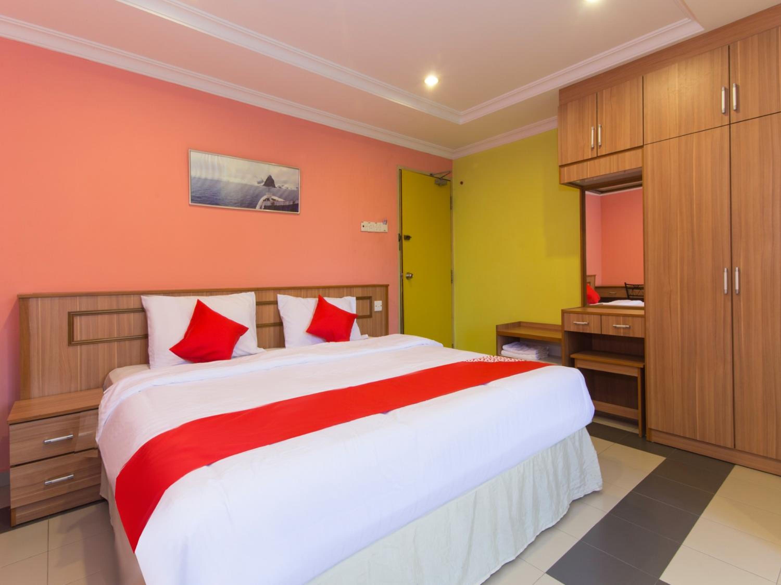 Premium King Room - Photo 1