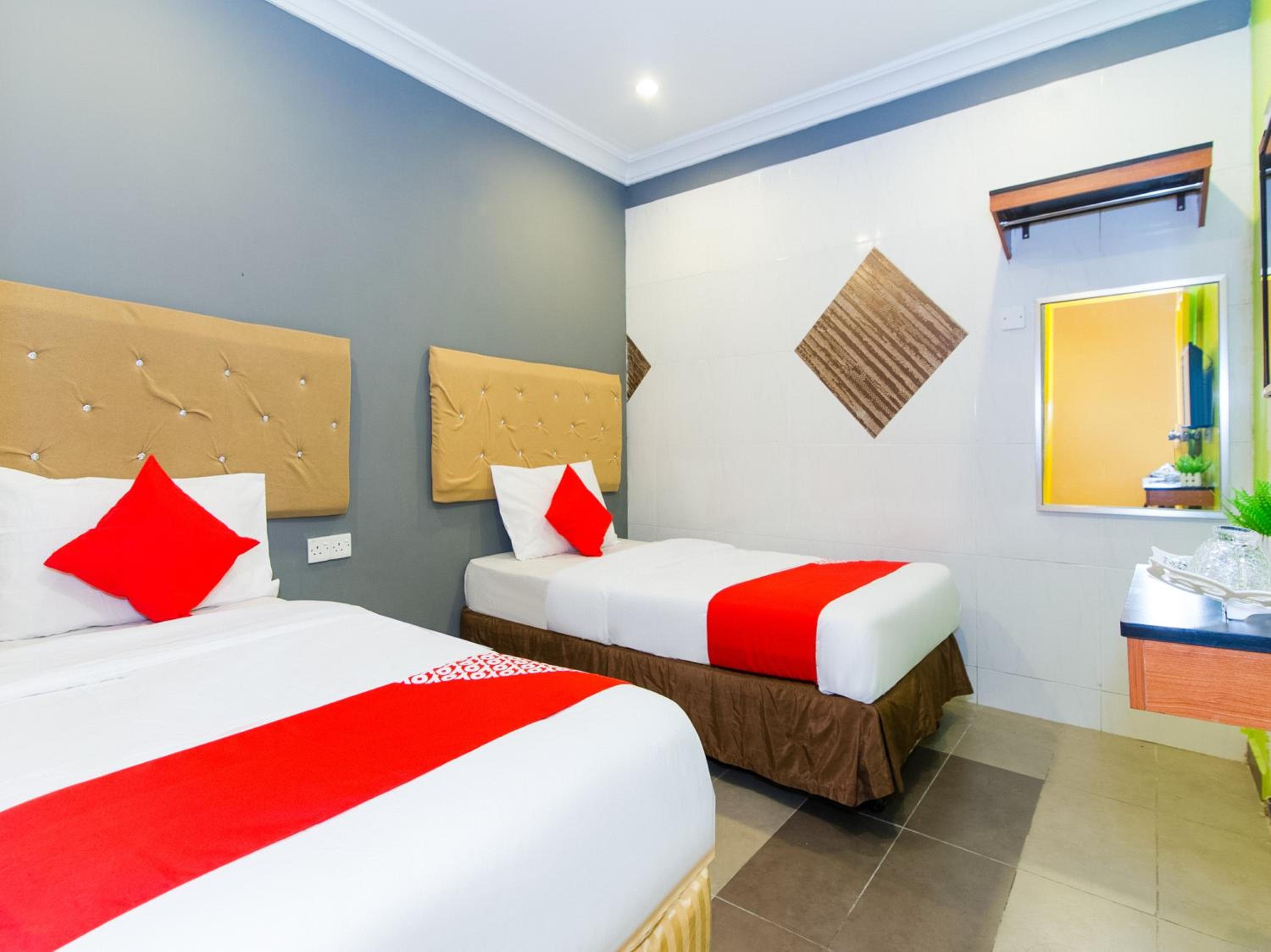 Standard Twin Room - Photo 3