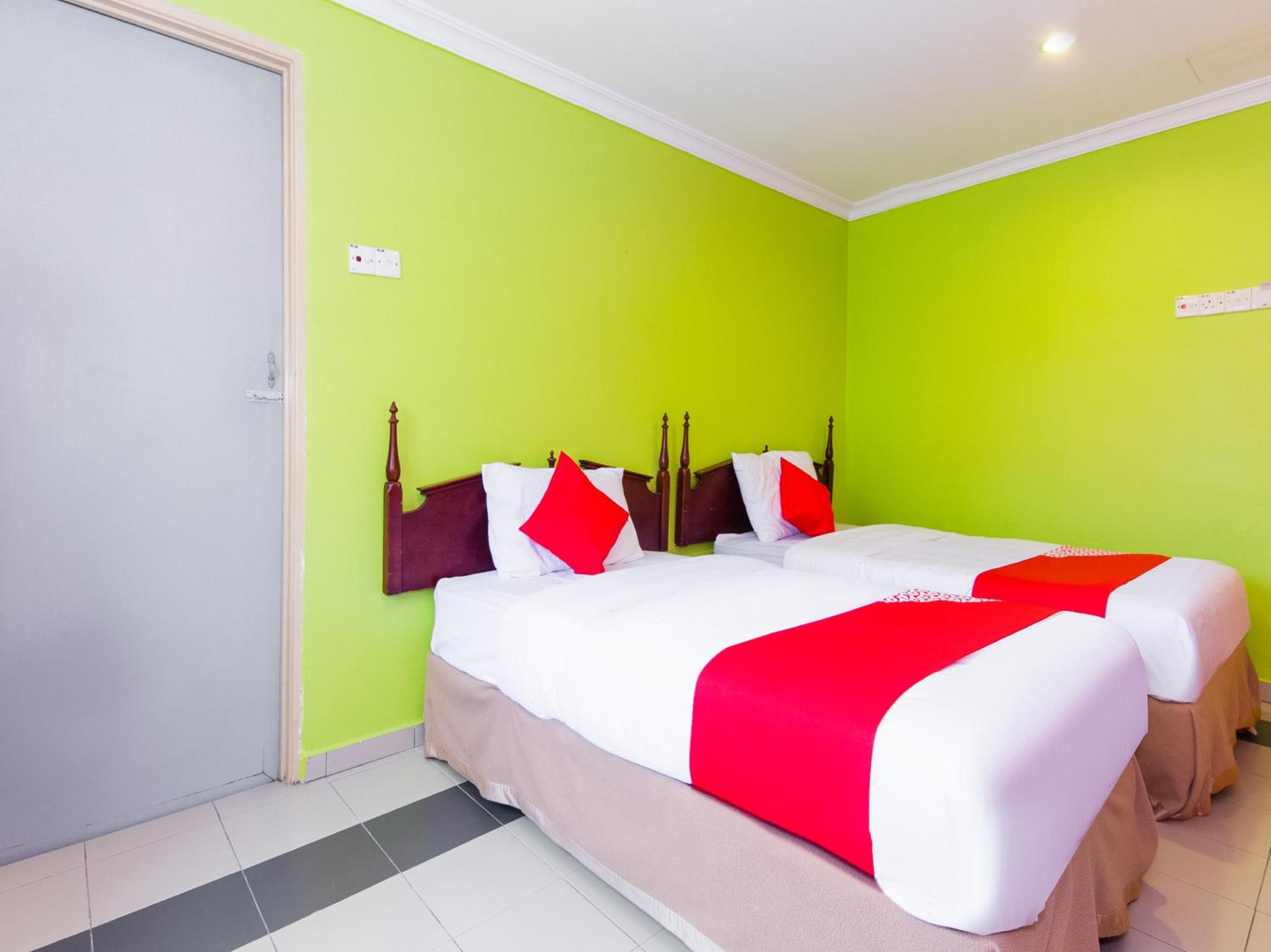 Deluxe Twin Room - Photo 3