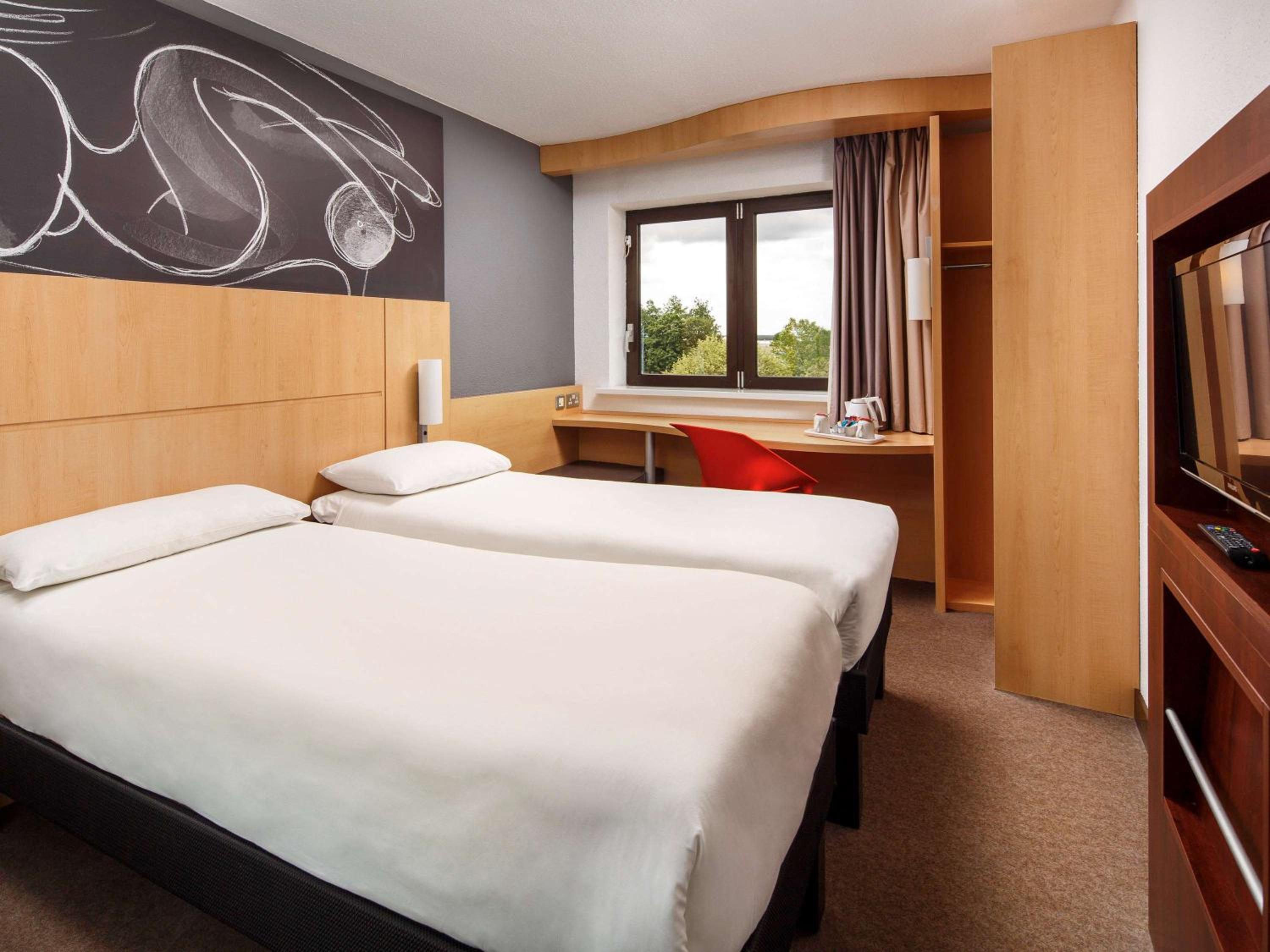 Twin Room - Photo 6