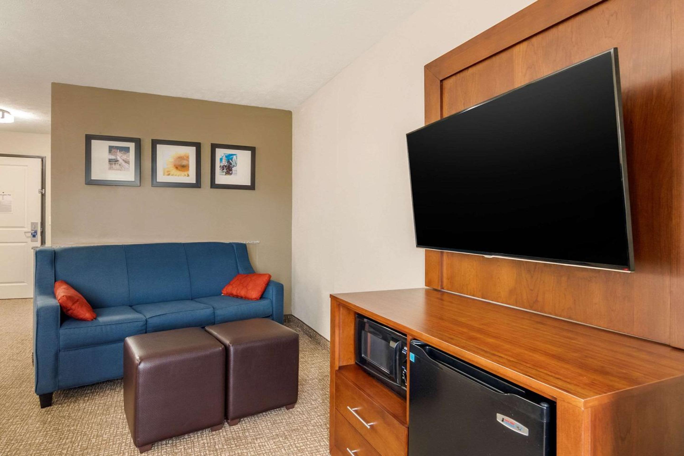 Executive King Suite - Photo 4