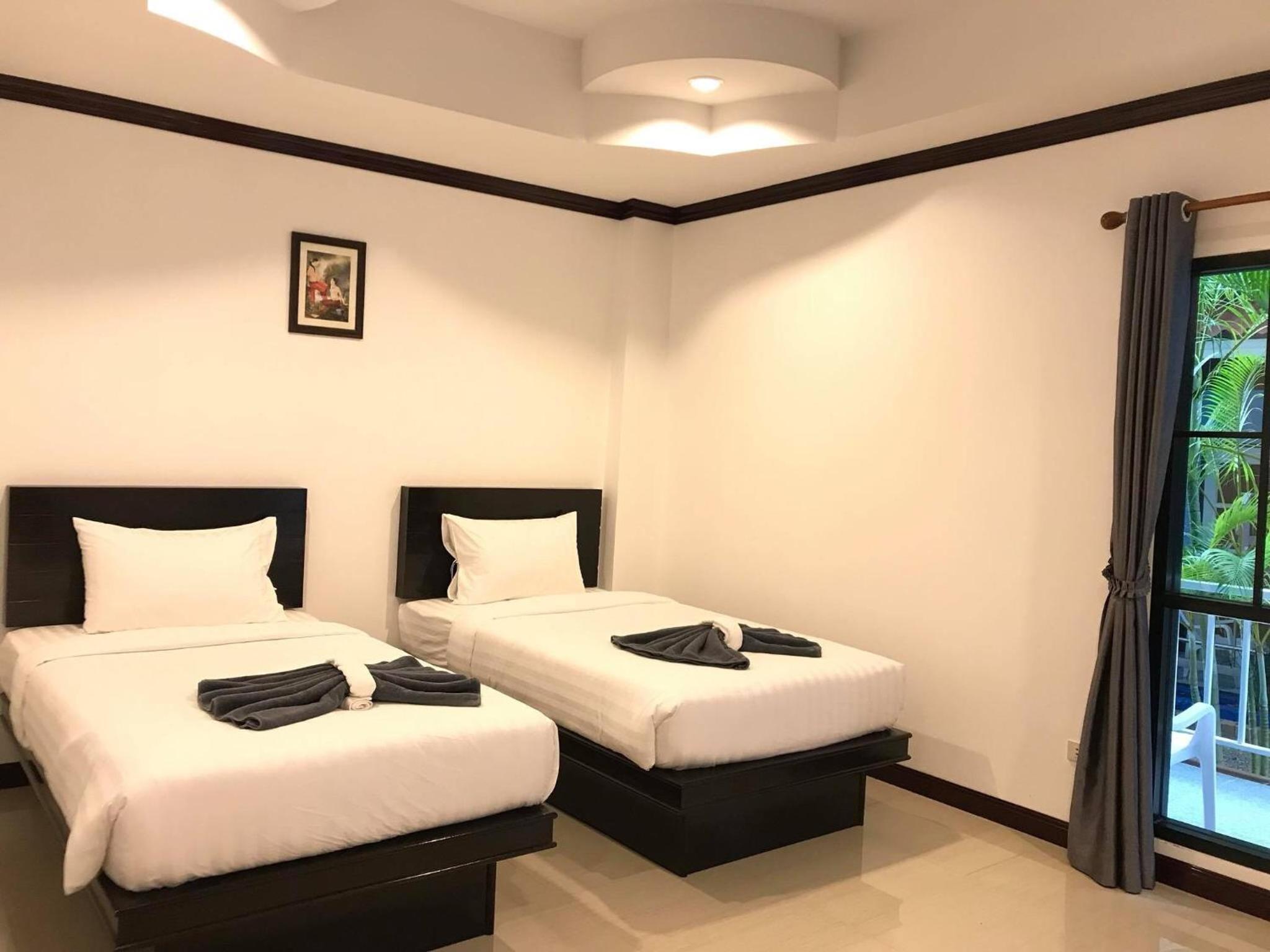 Twin Room with Terrace - Photo 19