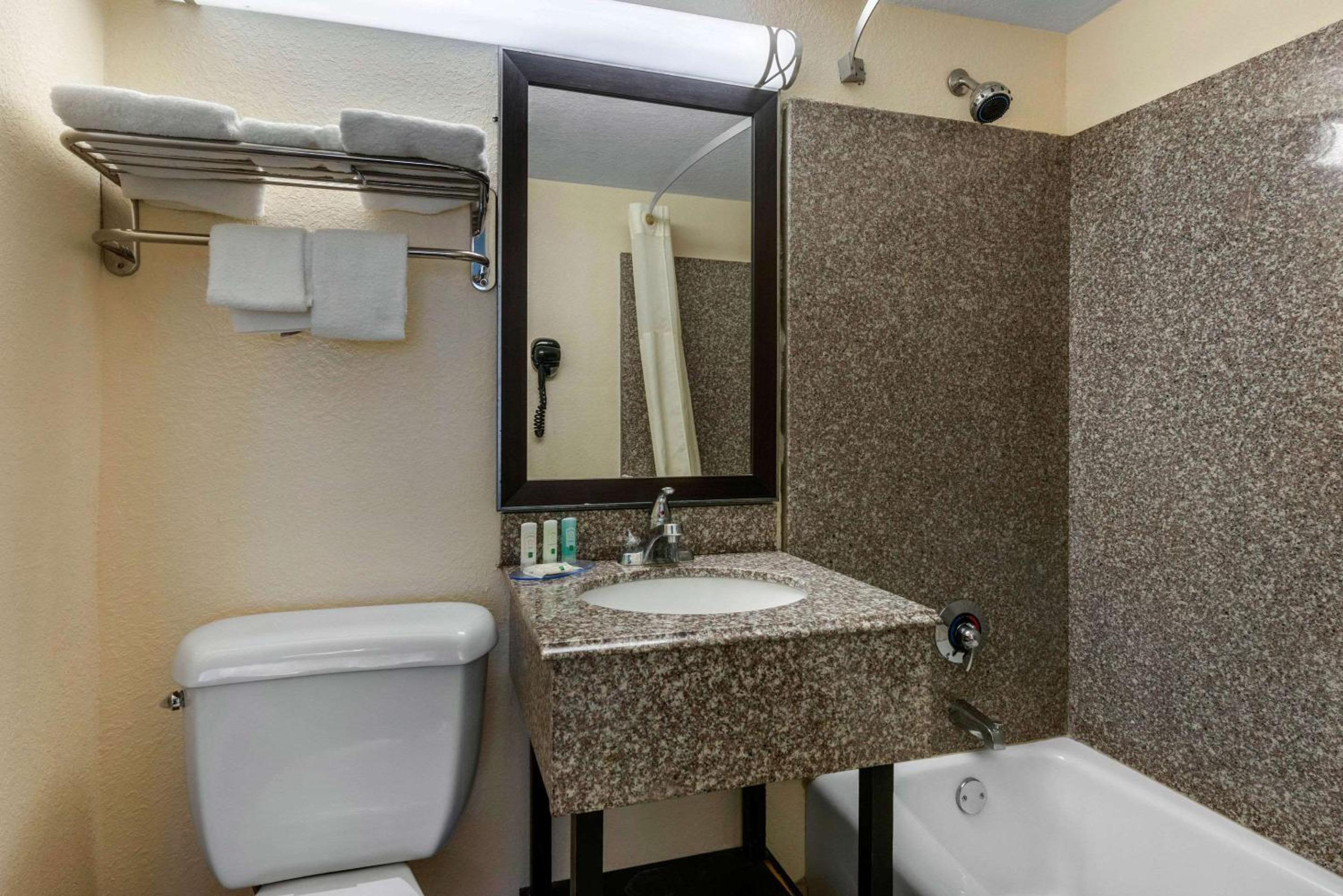 King Room with Ocean View - Photo 3