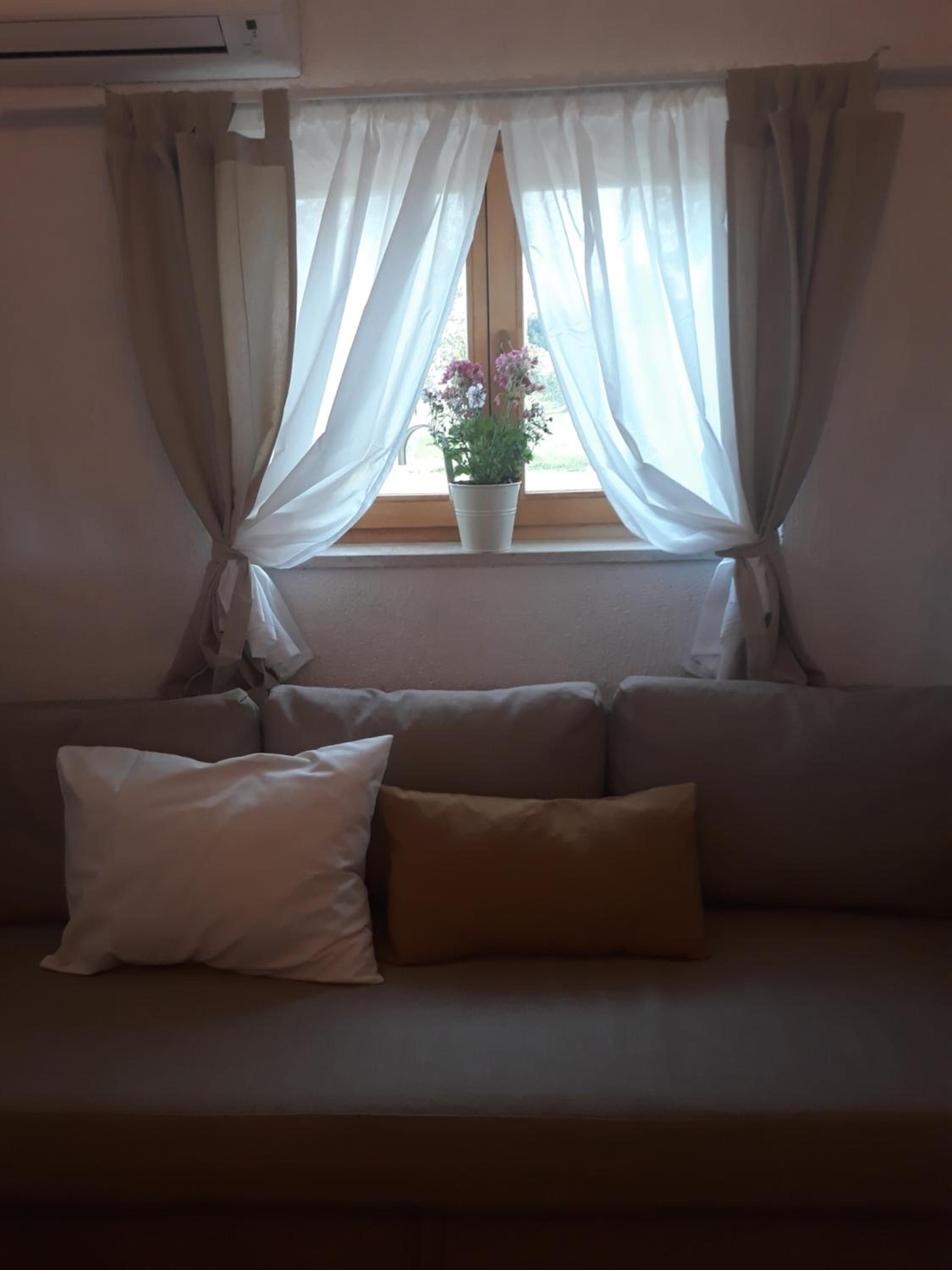 Apartment with Terrace - Photo 7