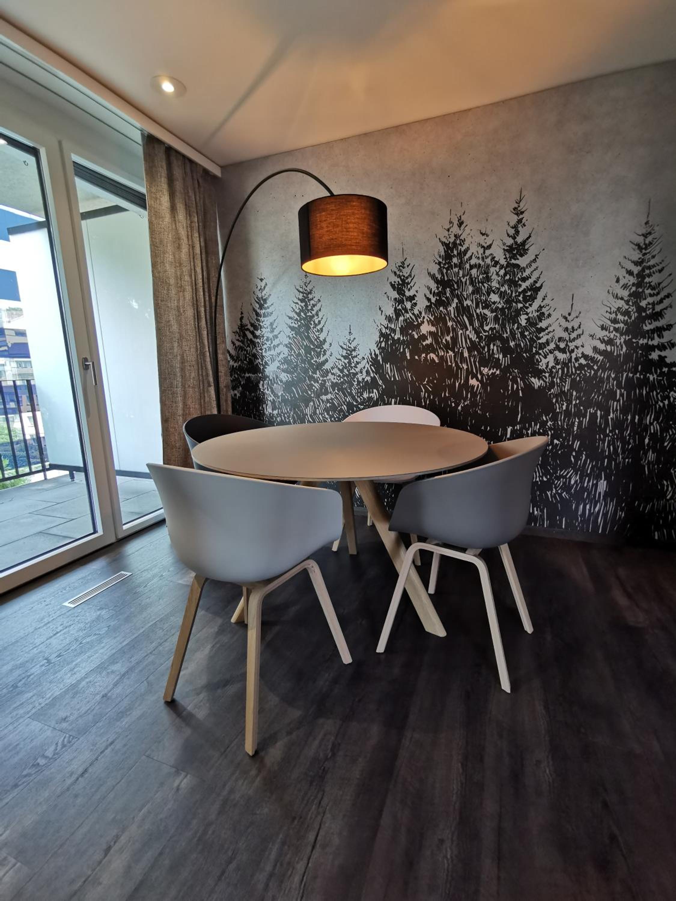 Family Room with Balcony - Photo 6