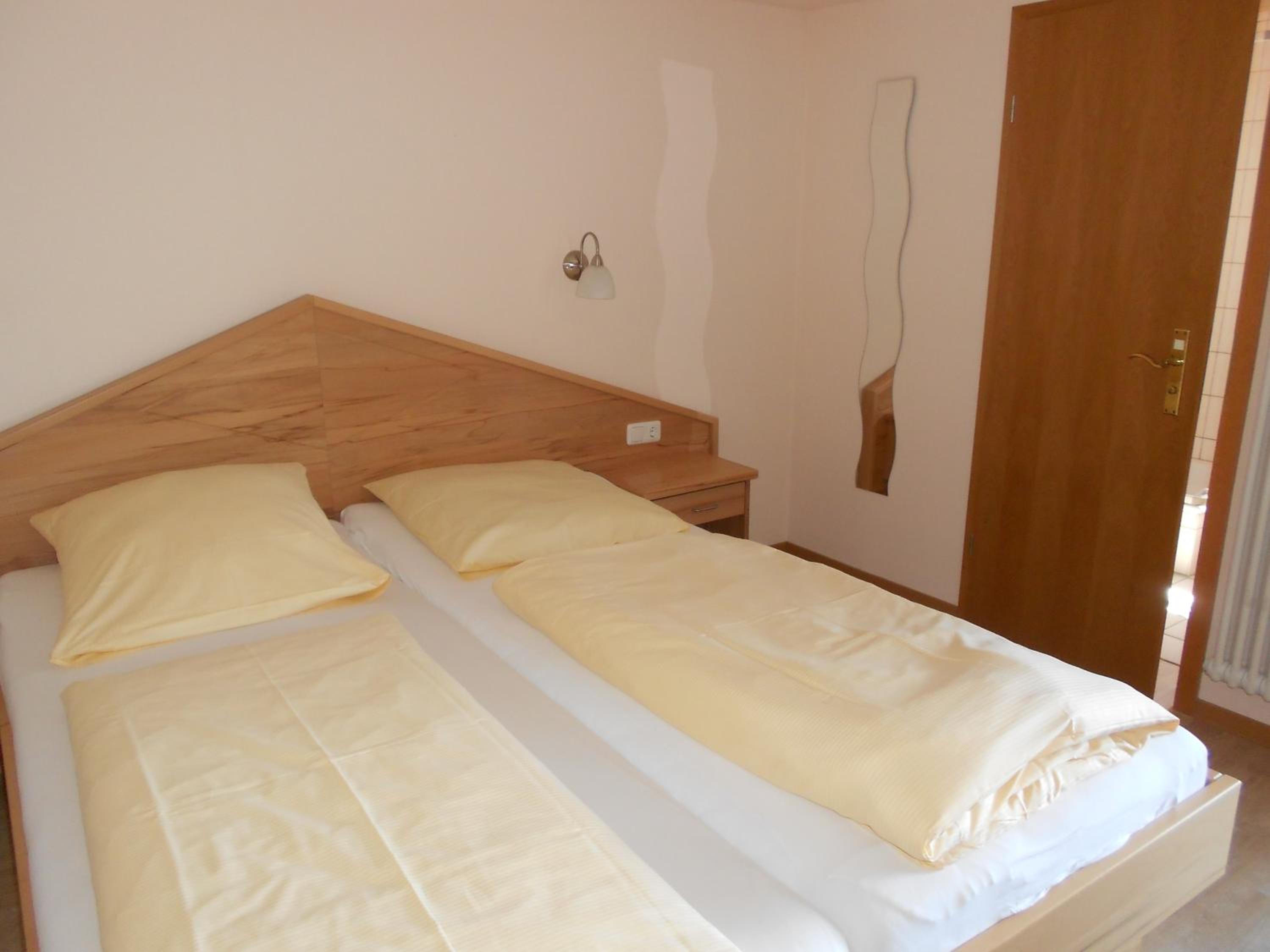 Double Room with Balcony - Photo 1