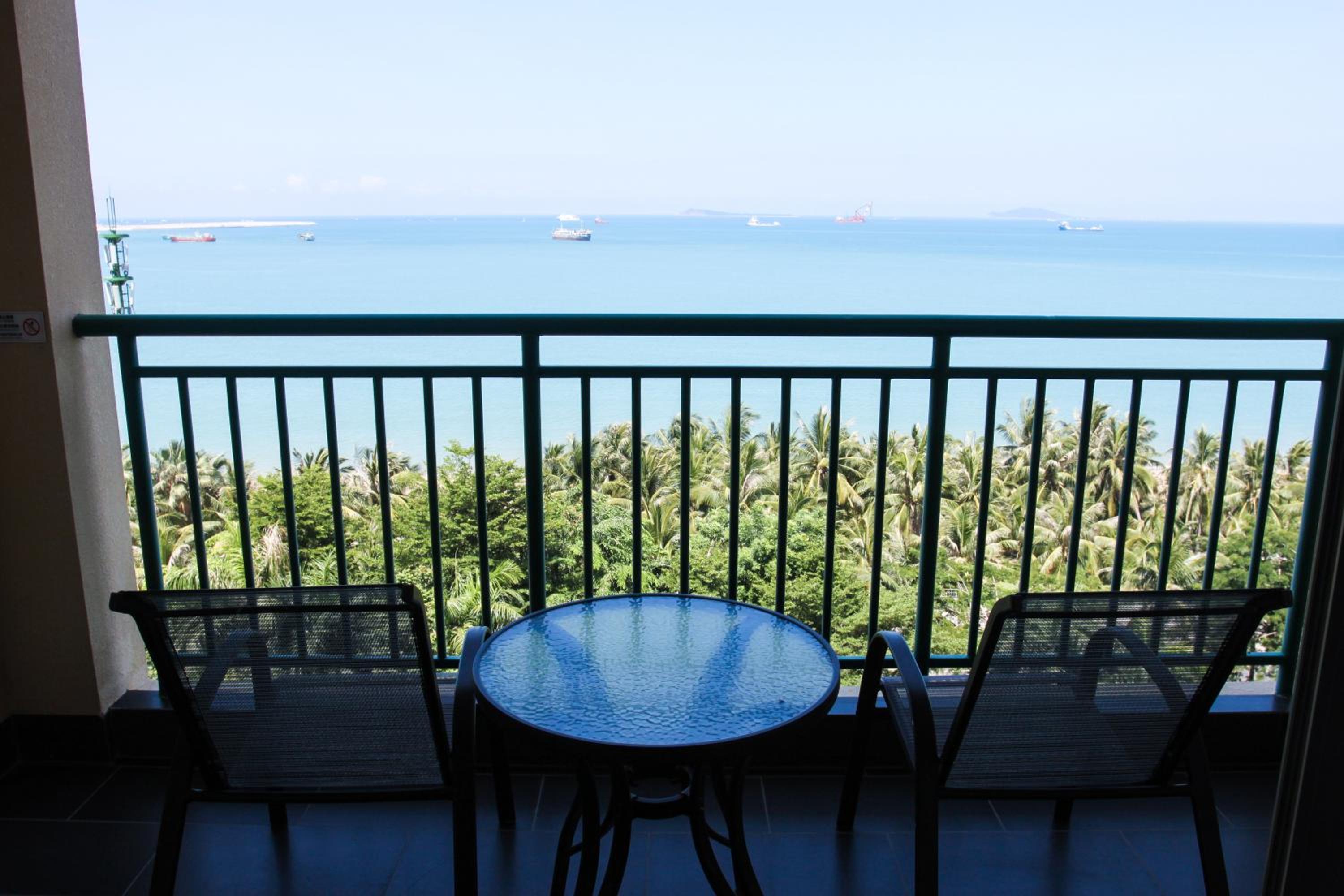 Suite with Sea View - Photo 2