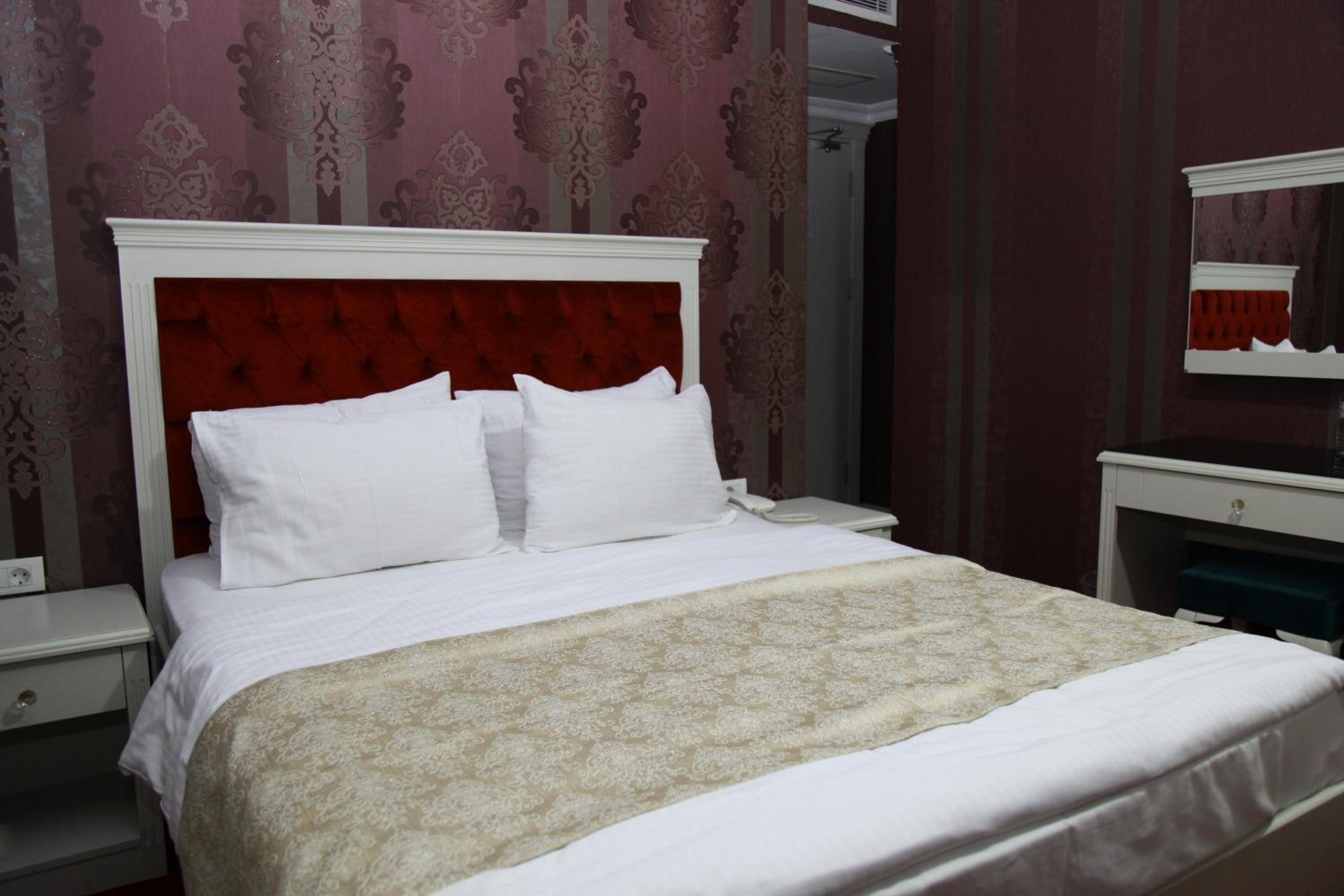 Standard Triple Room photo 2