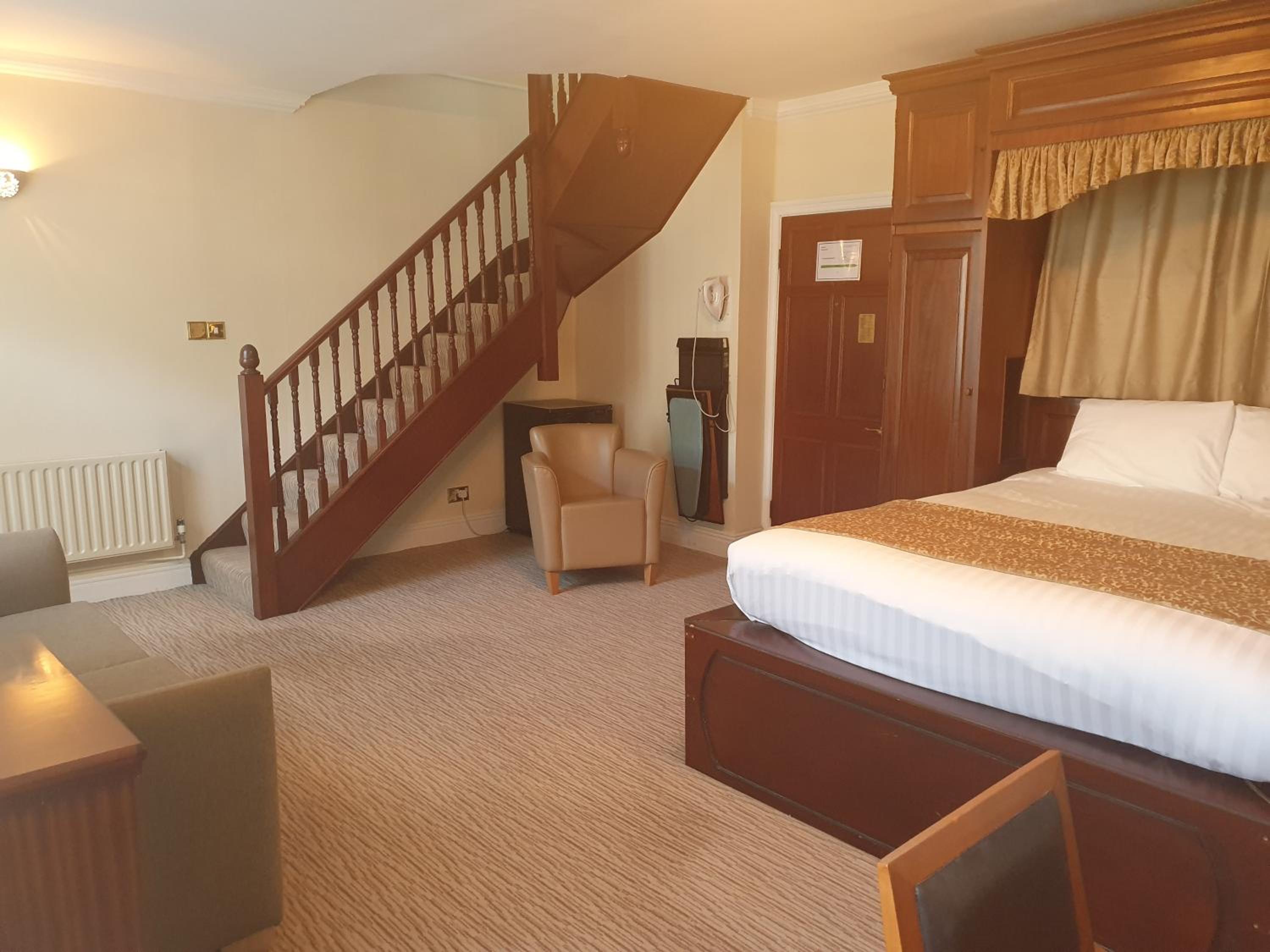 Suite - Photo 2