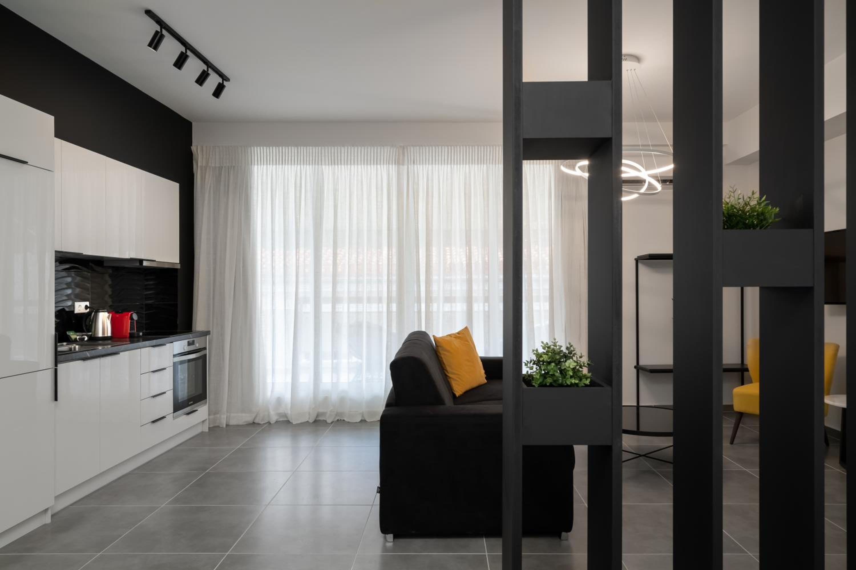 Superior Apartment photo 2