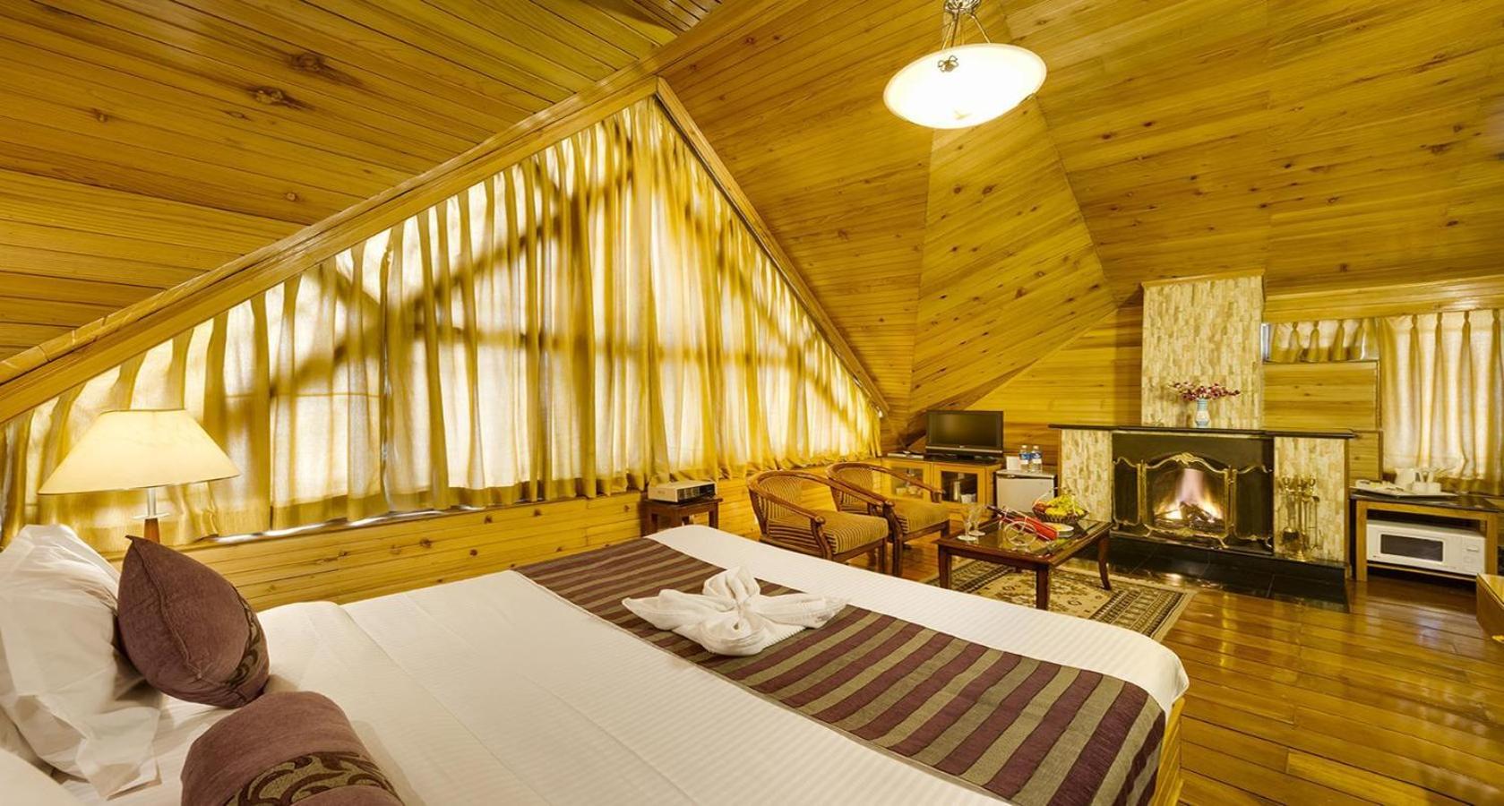 Premium Double or Twin Room - Photo 3