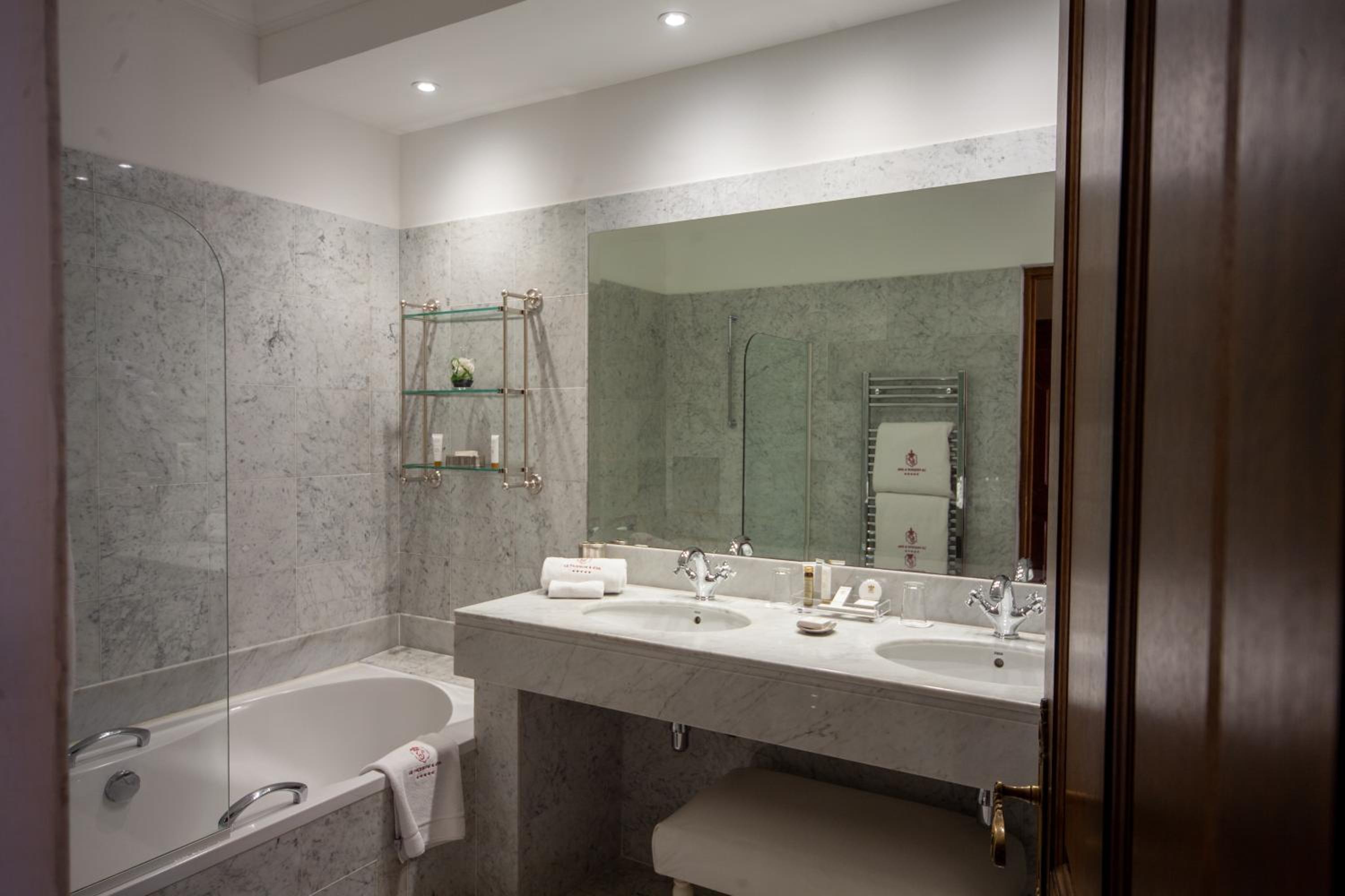 Suite Junior avec Piscine Privée Suite Junior avec Piscine Privée