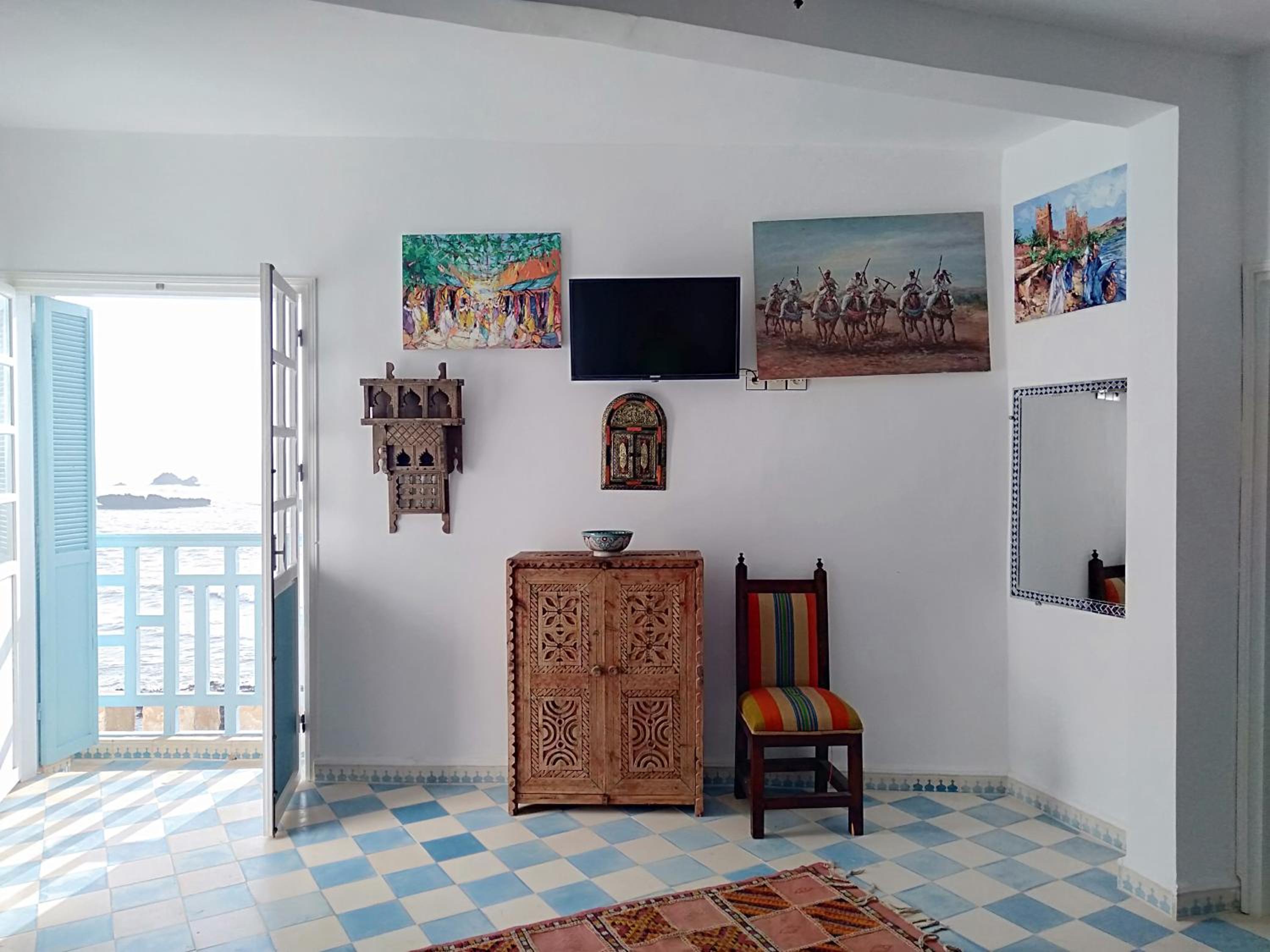 Apartment with Sea View - Photo 27