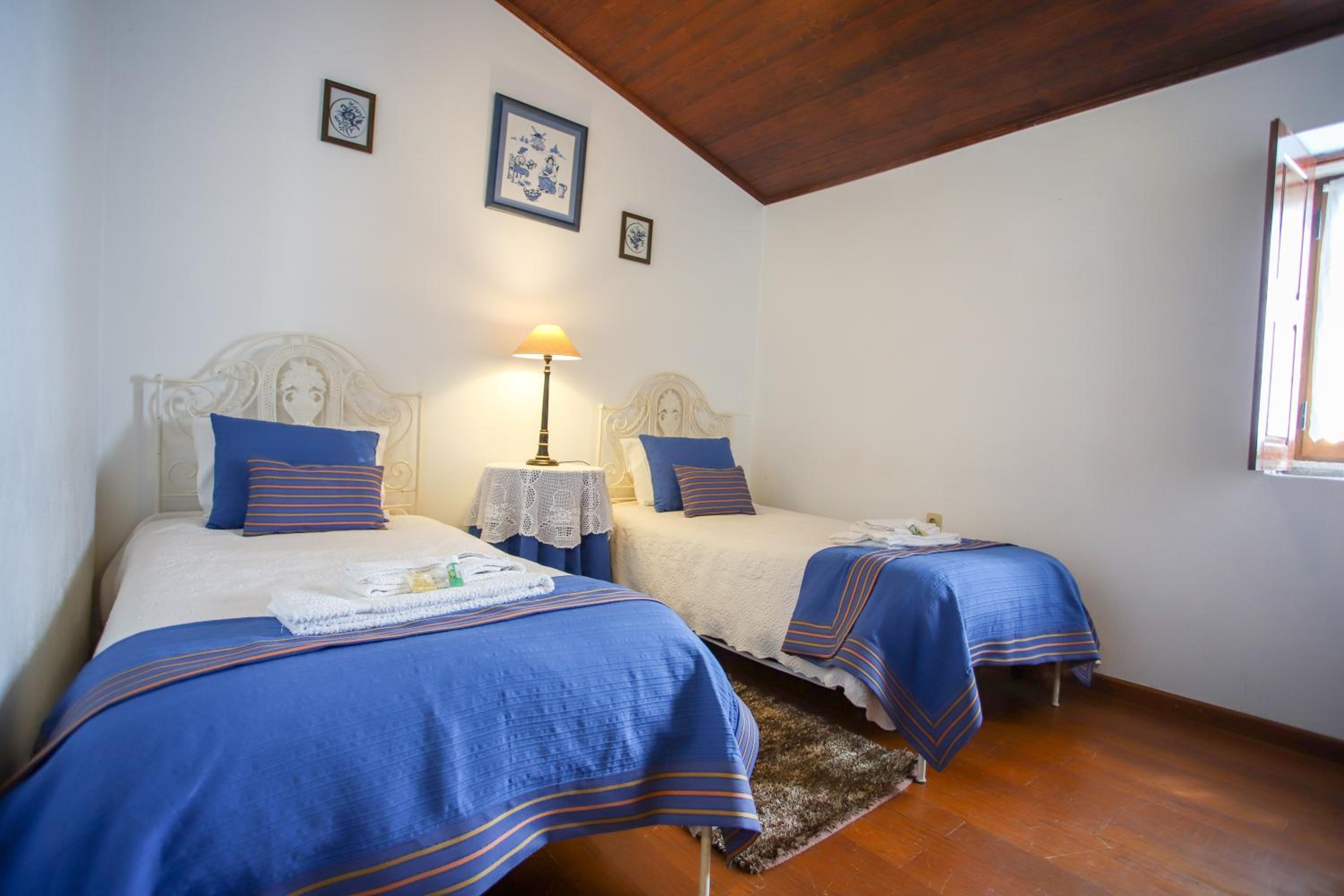 Double Room - Photo 9