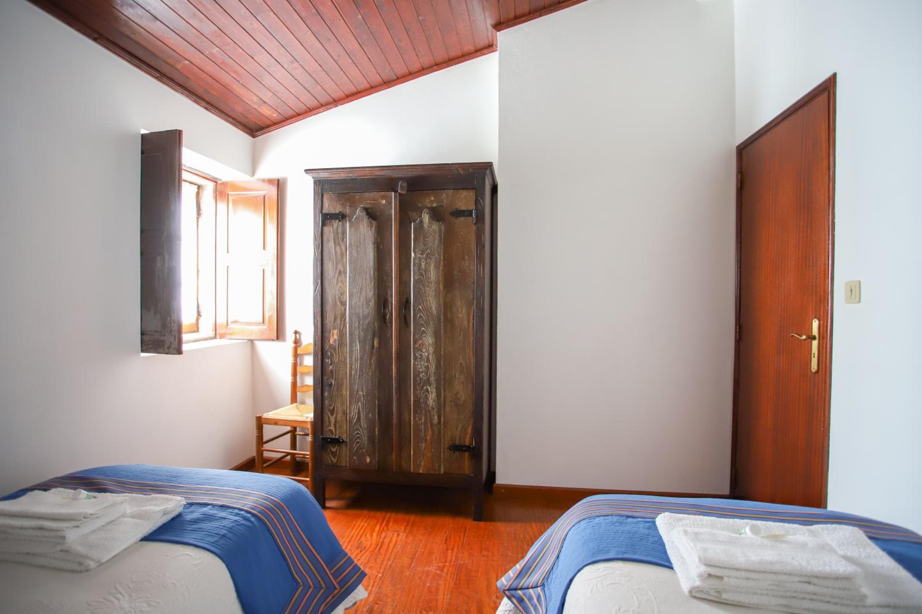 Double Room - Photo 5