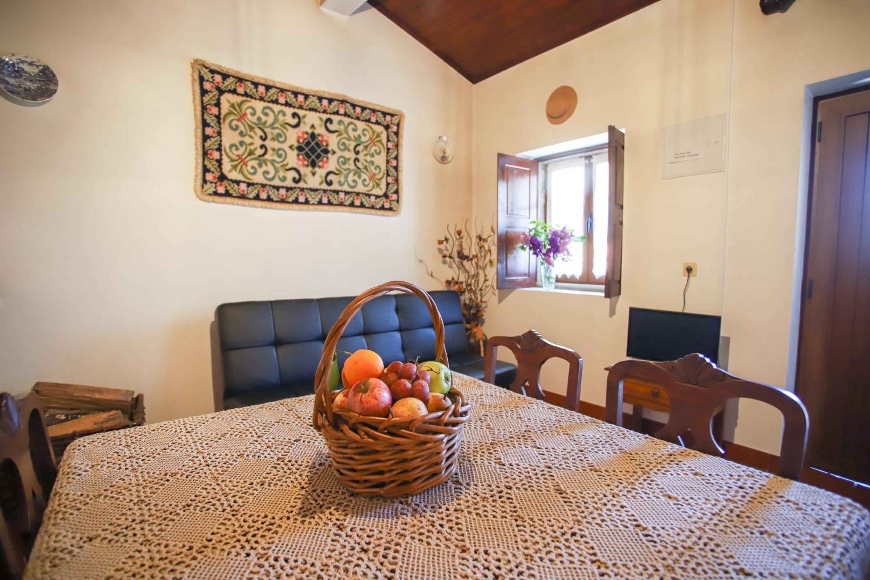 Double Room - Photo 11