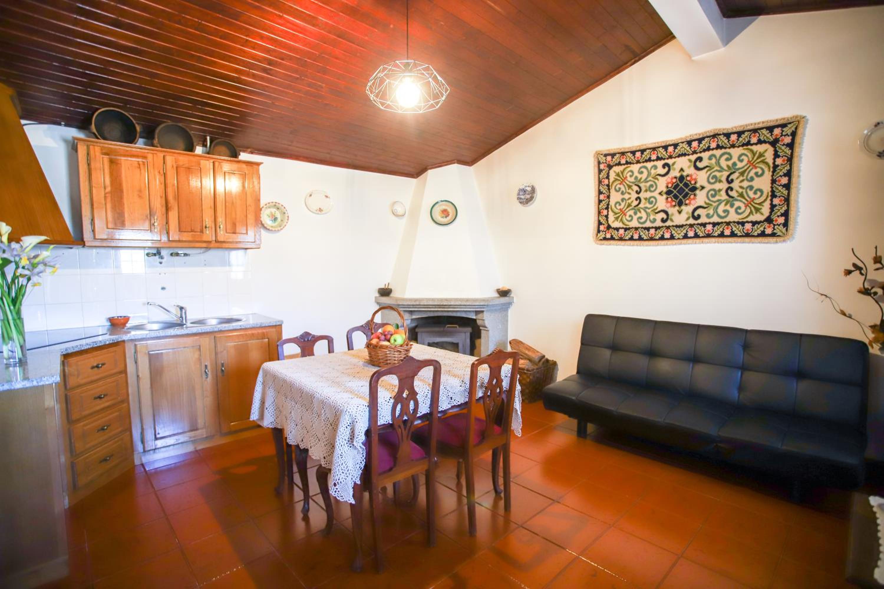 Double Room - Photo 10