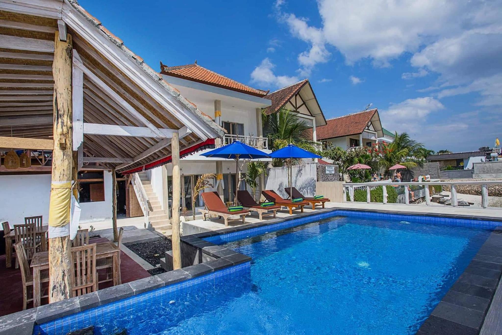 Four-Bedroom Villa with Private Pool - Photo 9