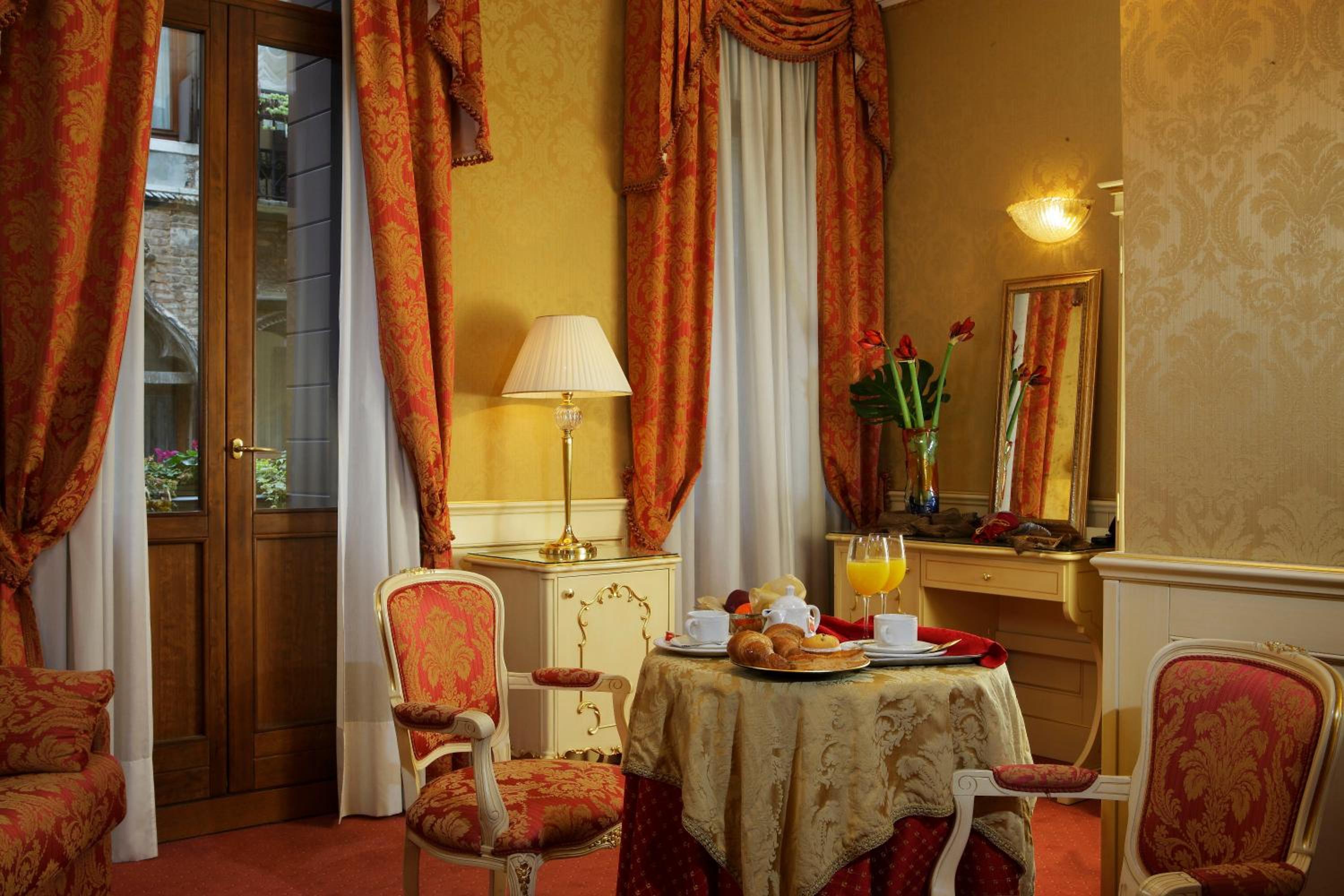 Junior Suite photo 3