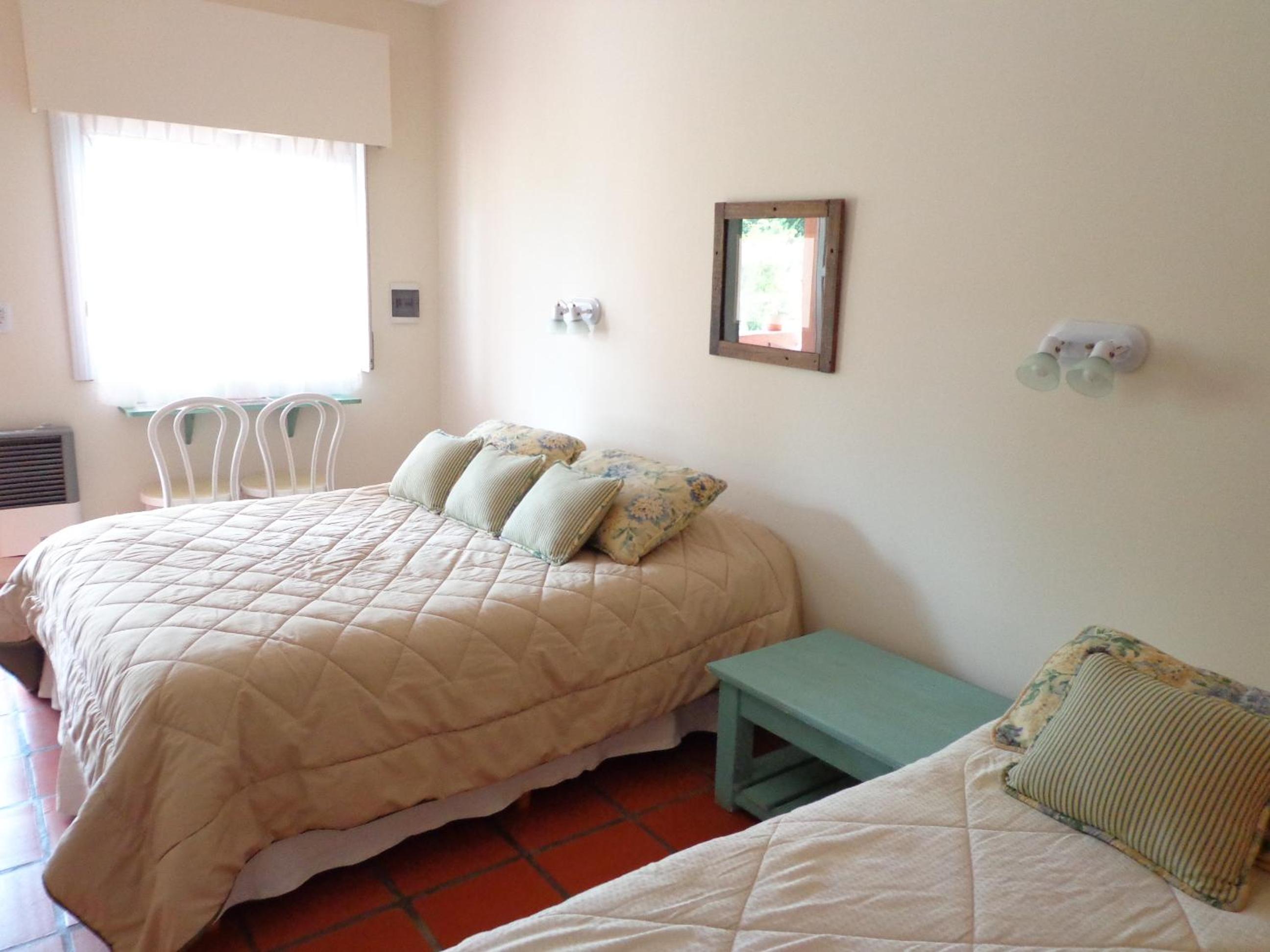 Triple Room photo 2