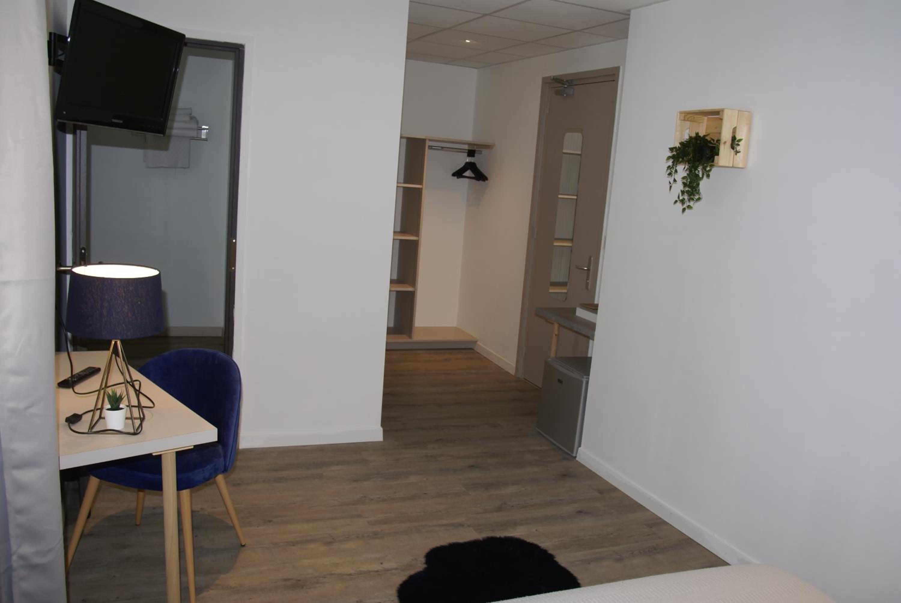 Quadruple Room - Photo 3