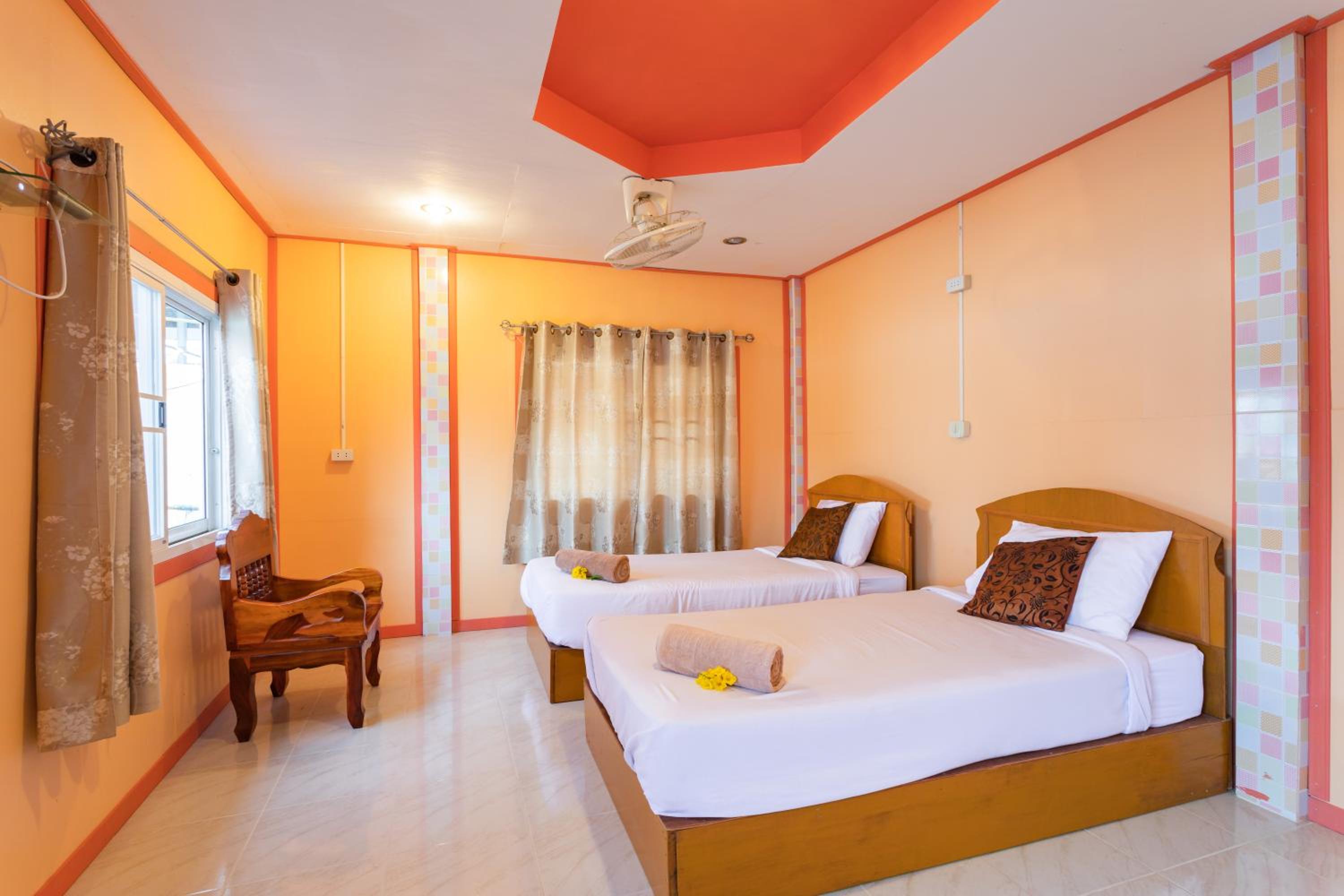 Deluxe Double or Twin Room 