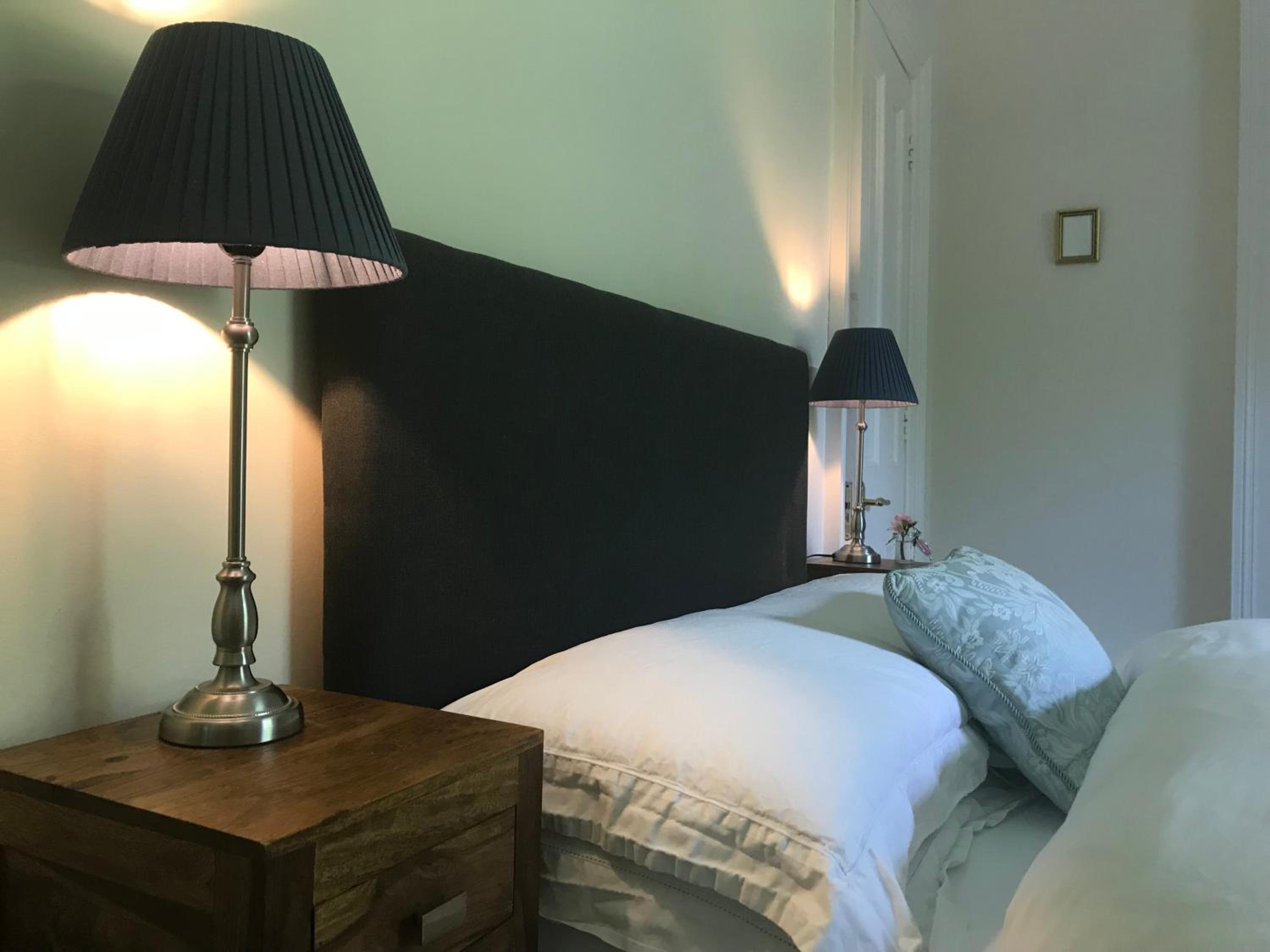 Double Room - Photo 4