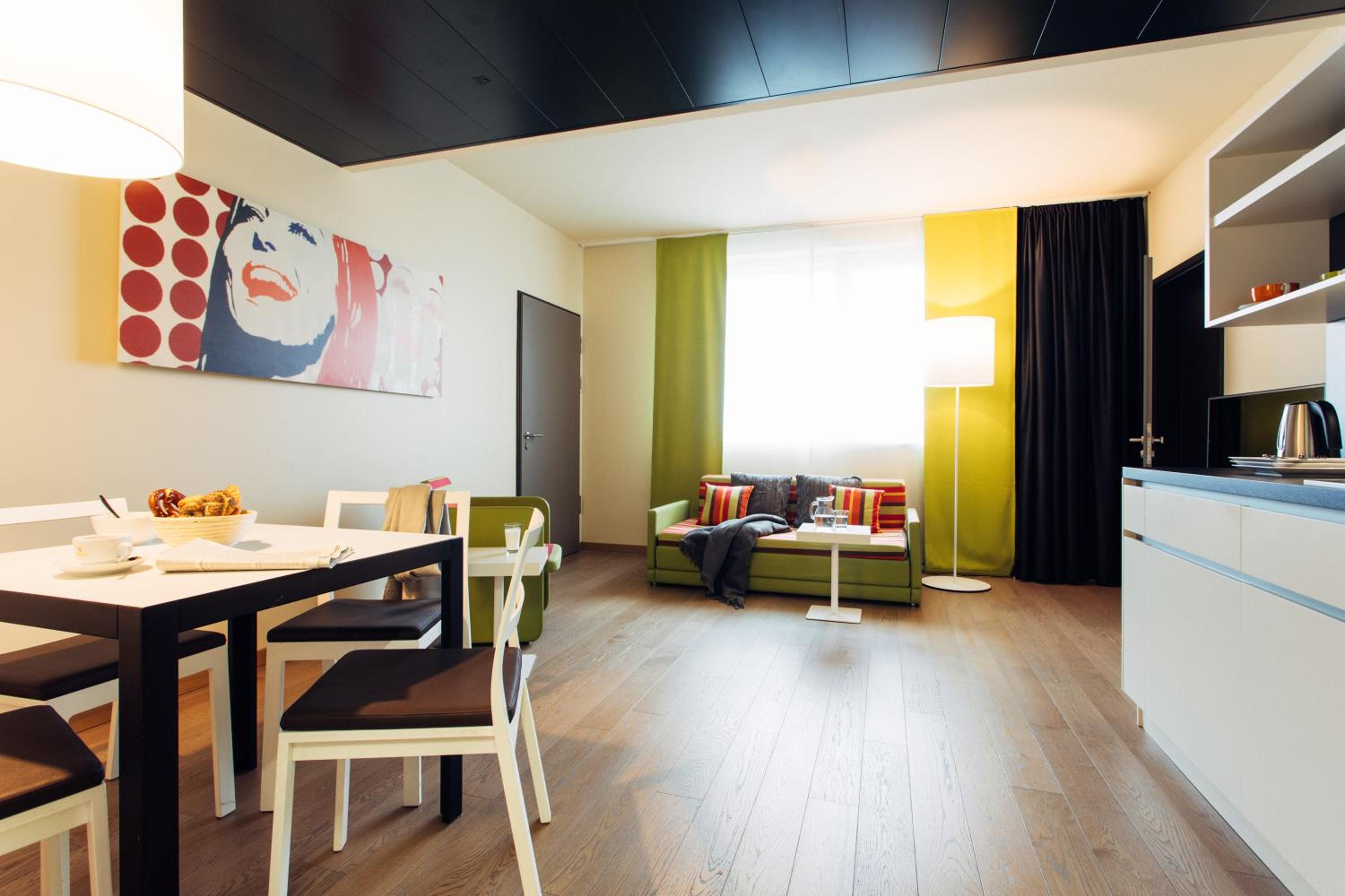 One-Bedroom Apartment