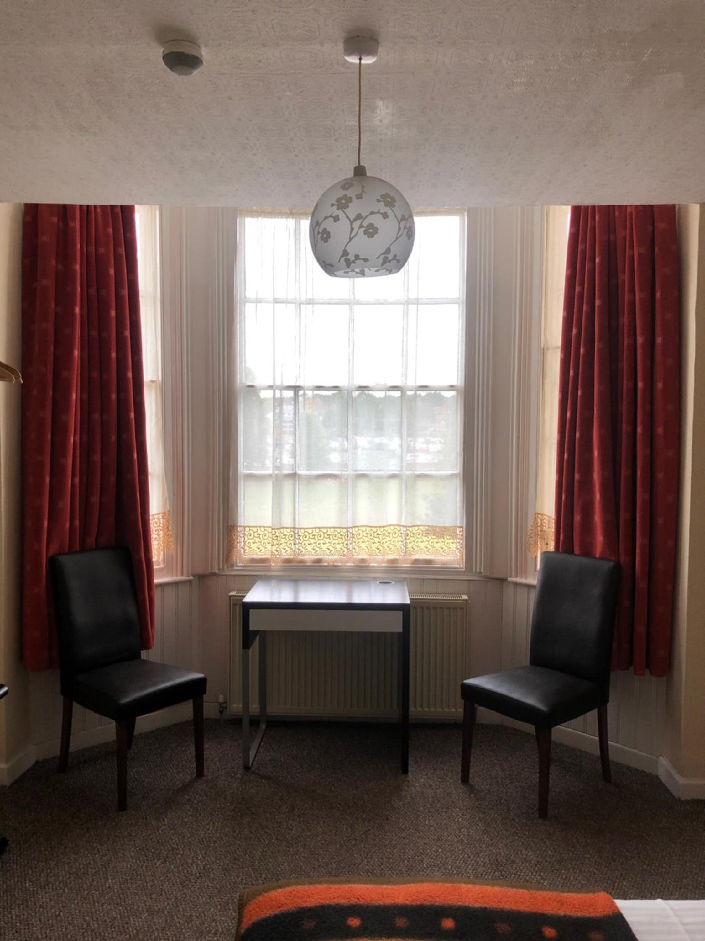 Single Room photo 3