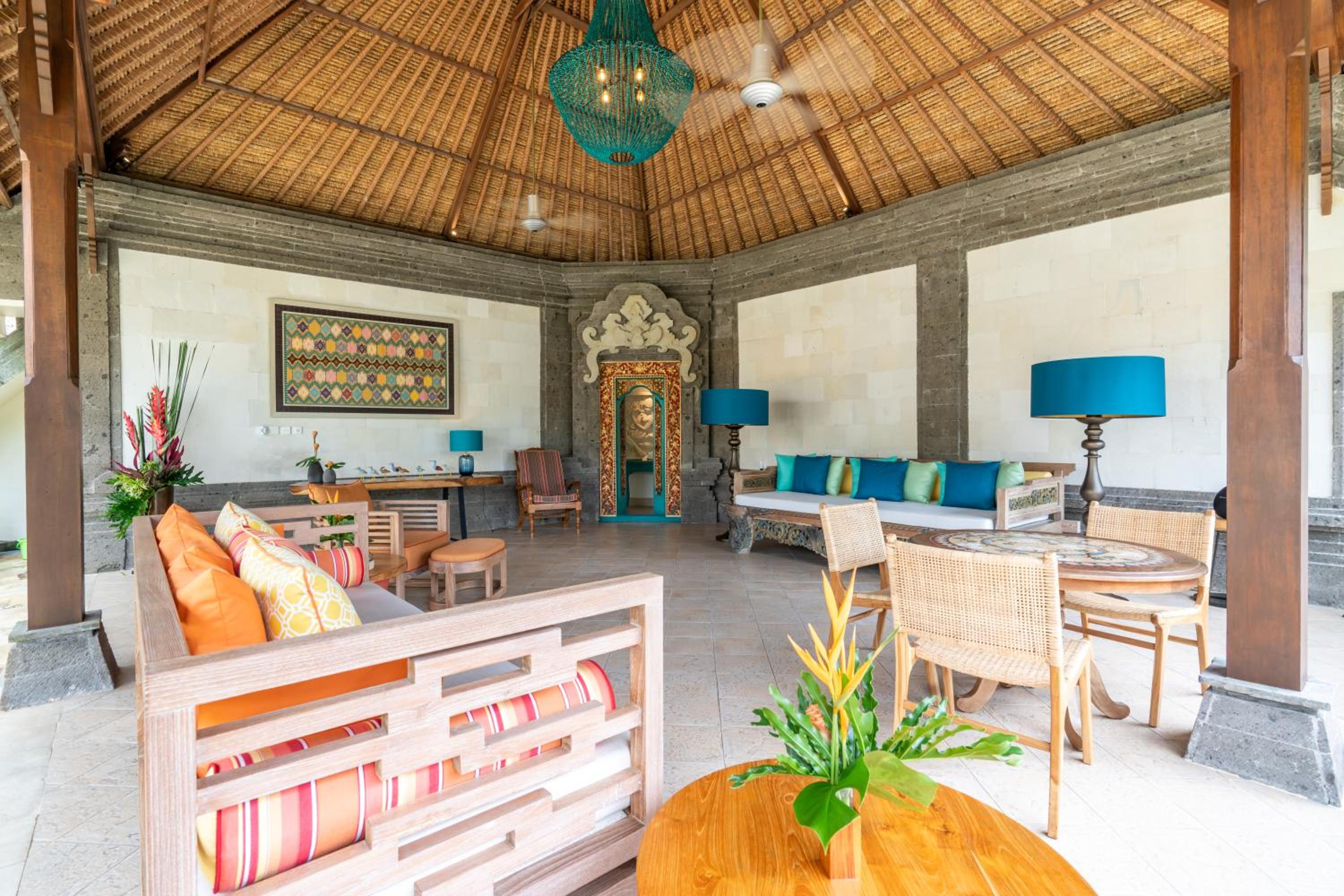 Villa with Private Pool - Photo 13