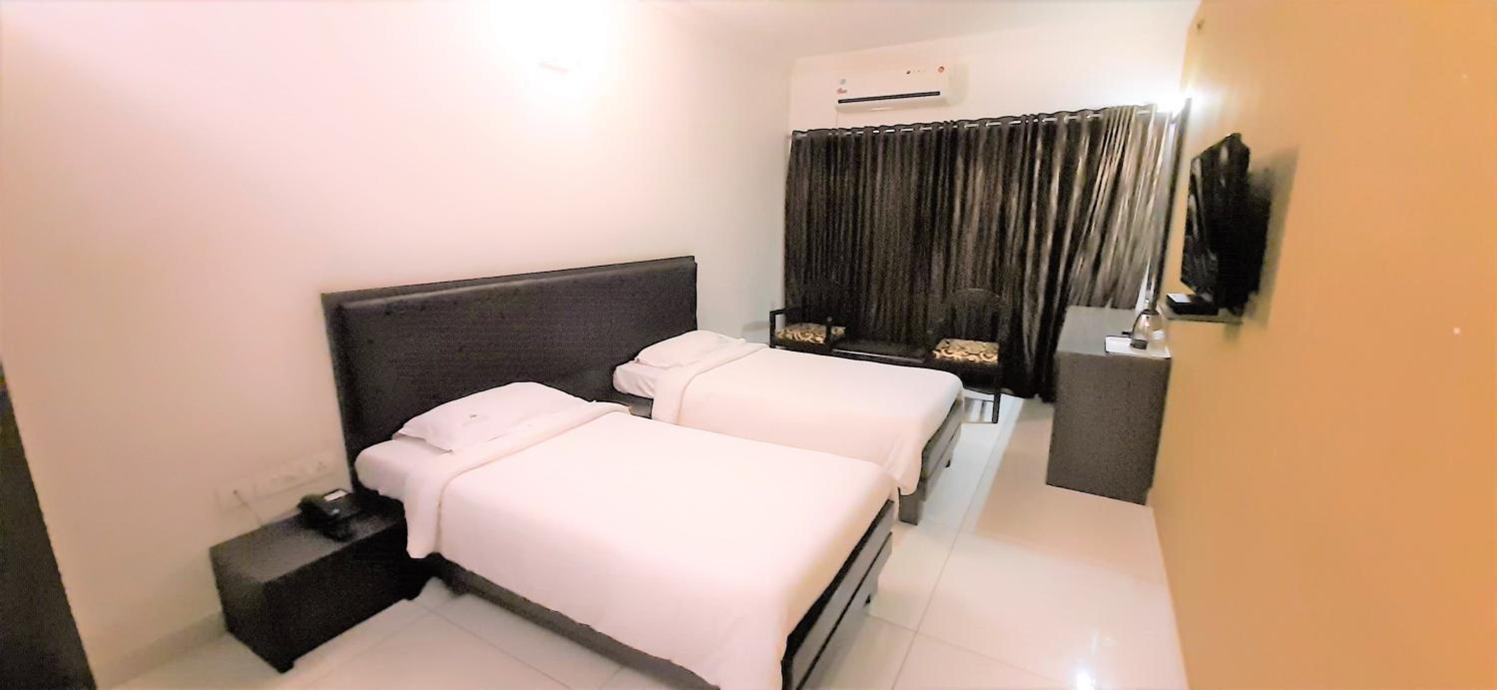 Deluxe Double or Twin Room