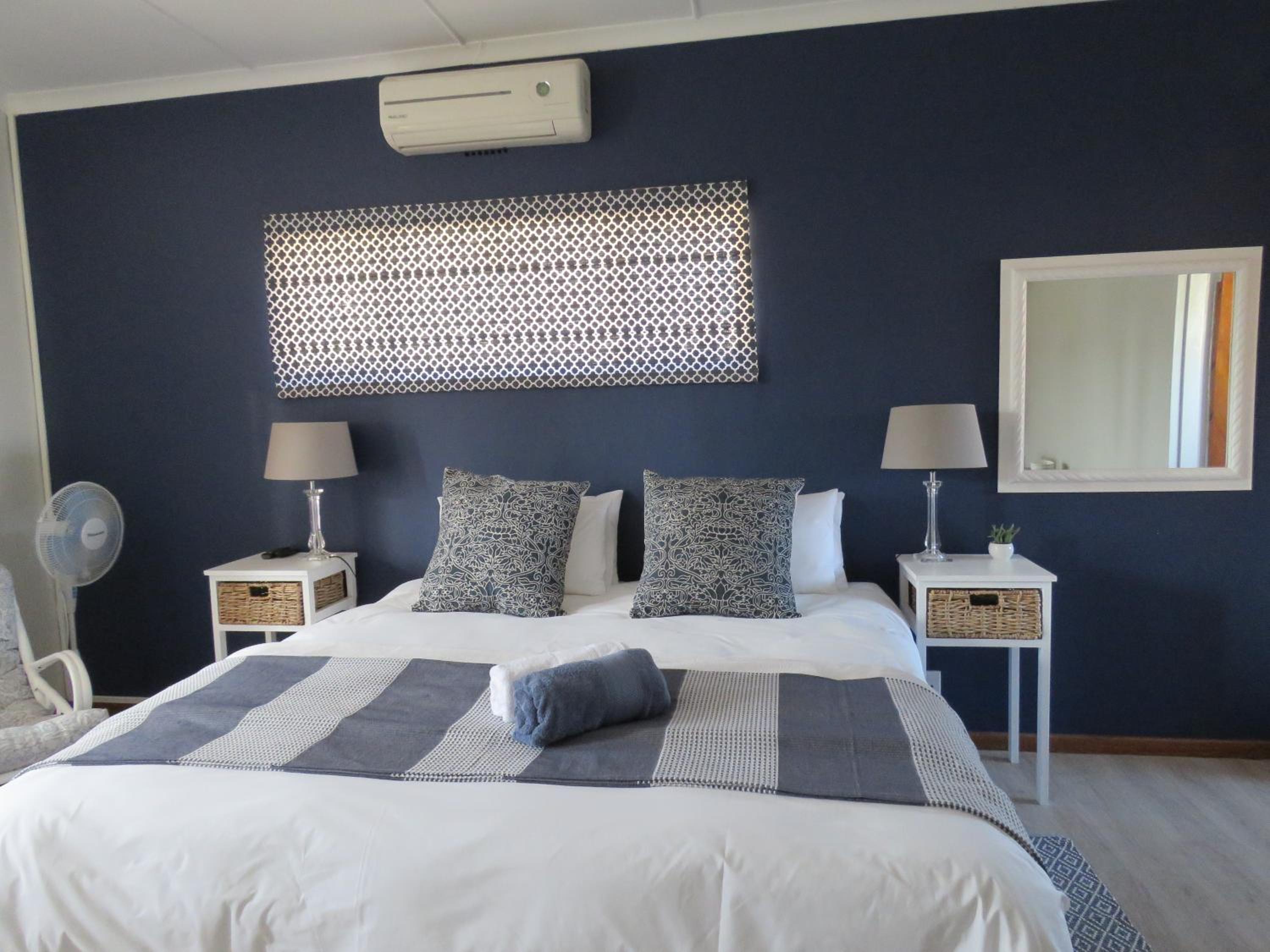 Standard King Room - Photo 3