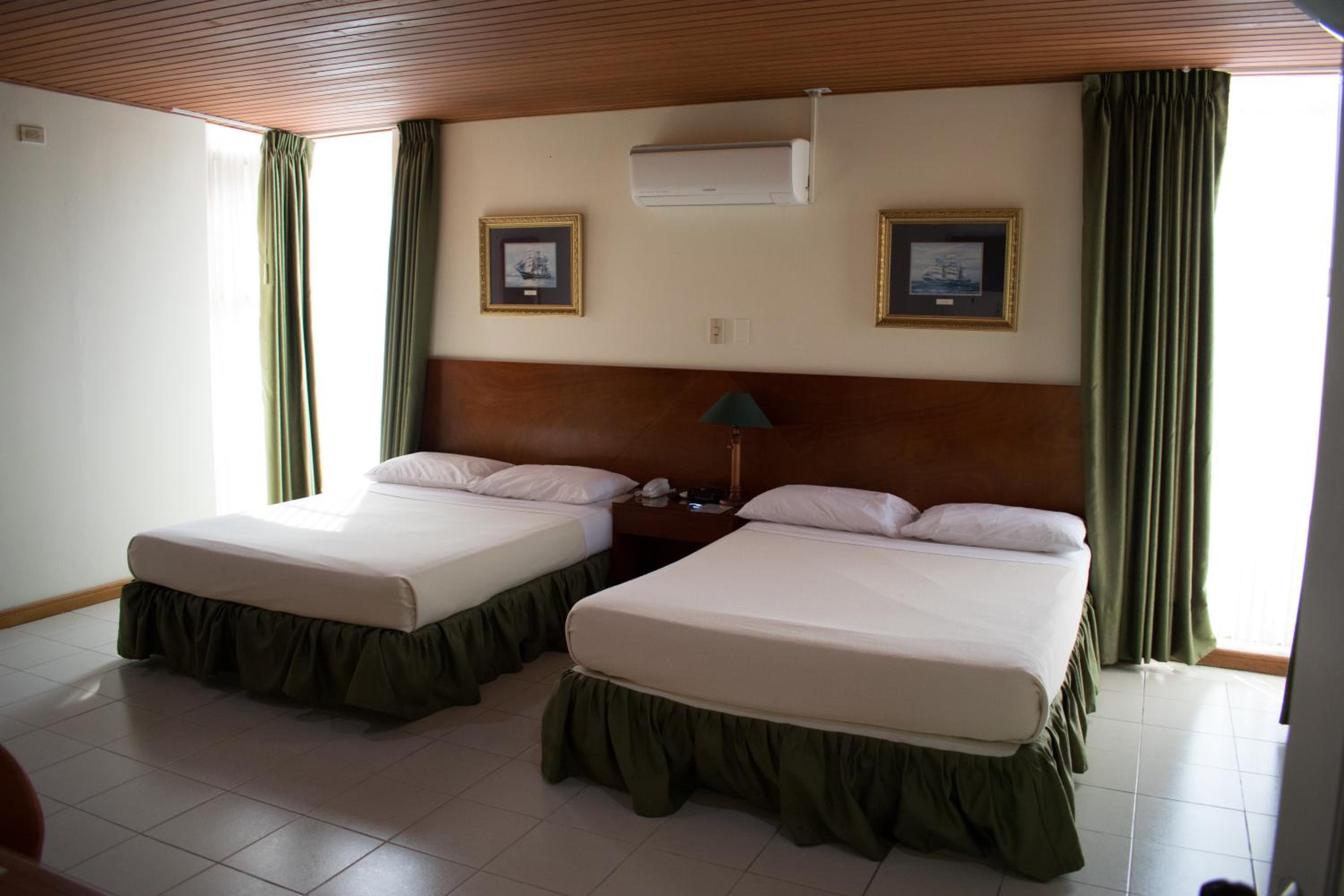 Standard Triple Room photo 1