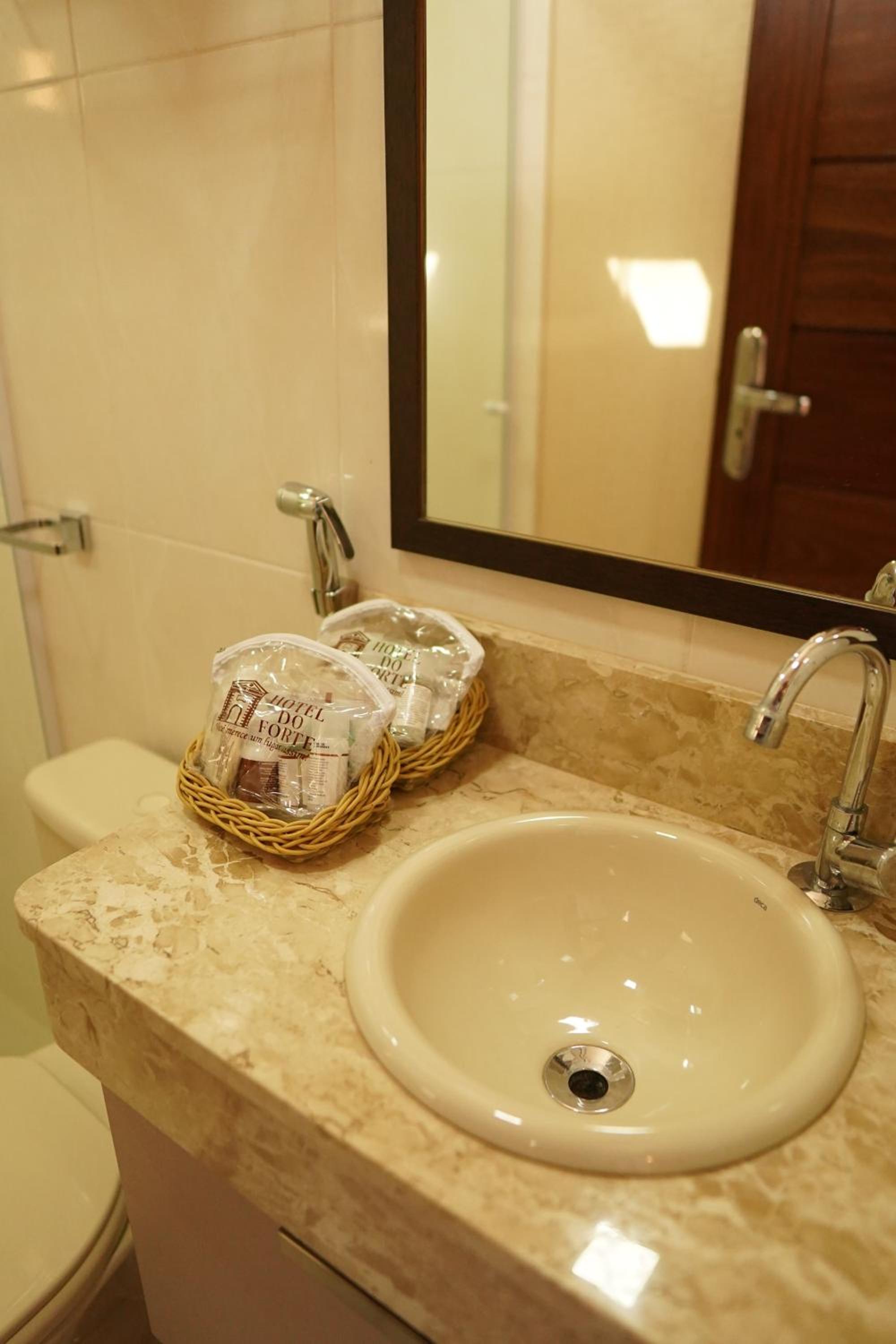Double Room - Photo 10