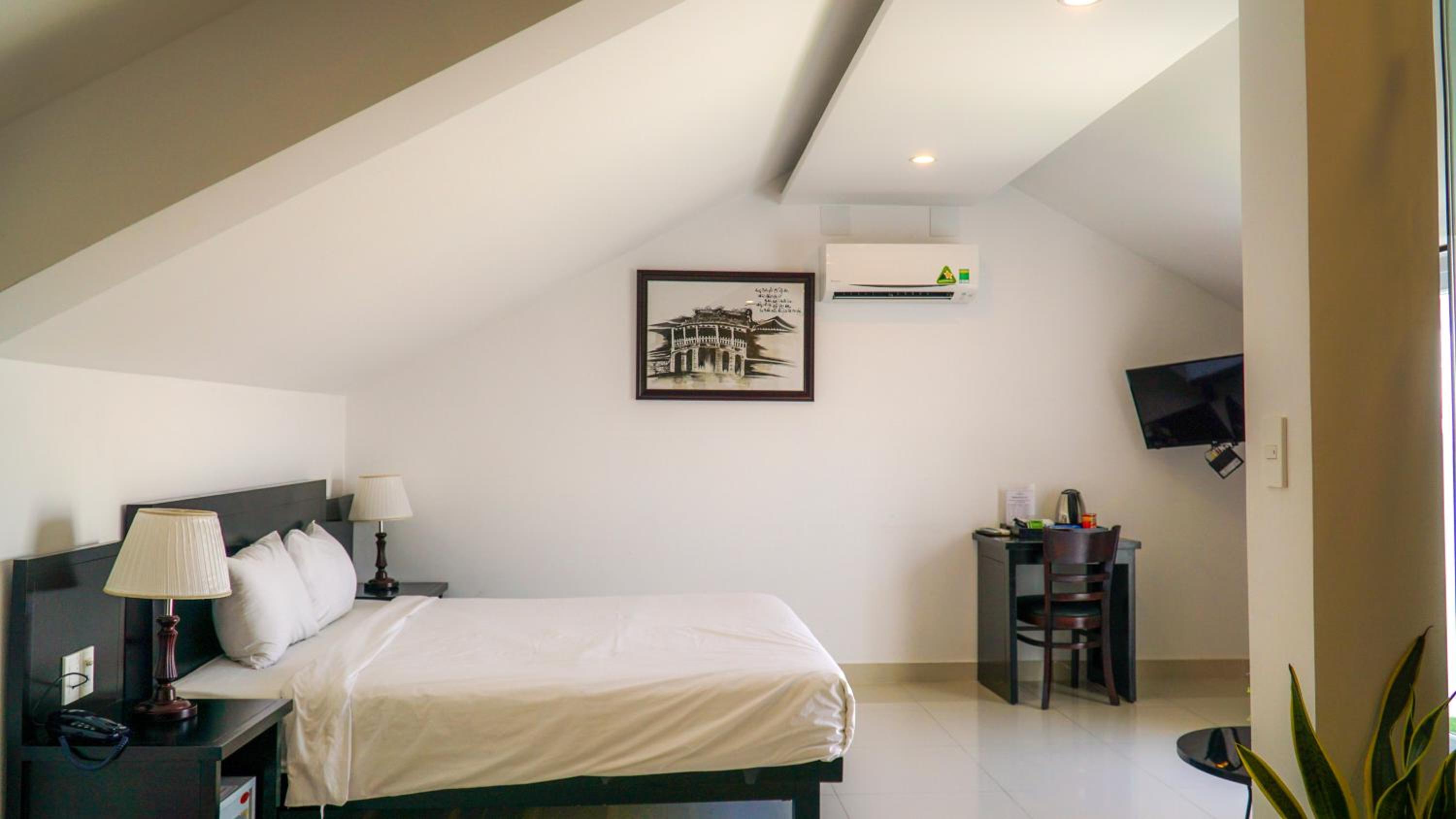 Double Room with Balcony photo 2