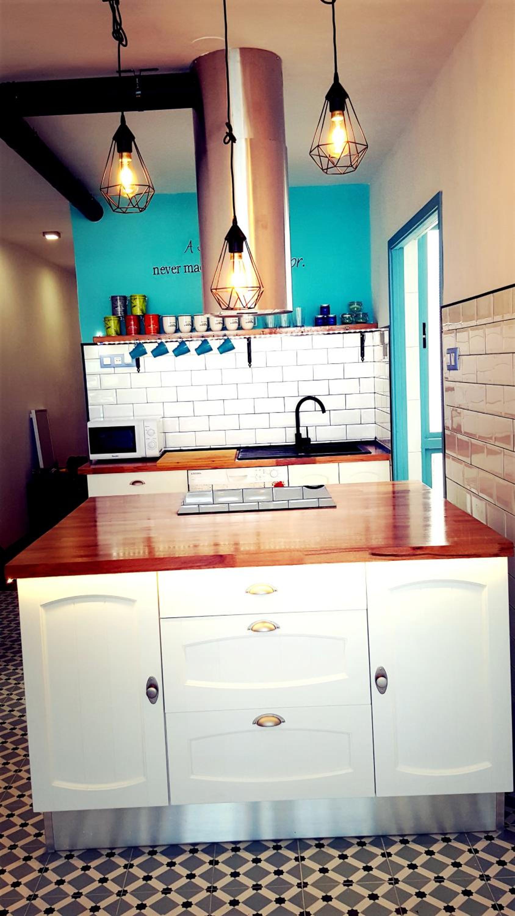 Three-Bedroom Apartment - Photo 6