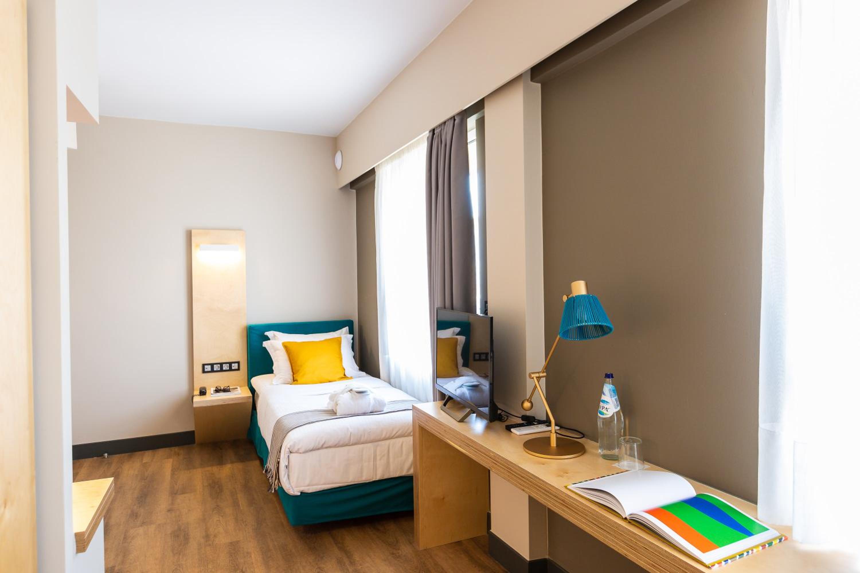 Single Room photo 3