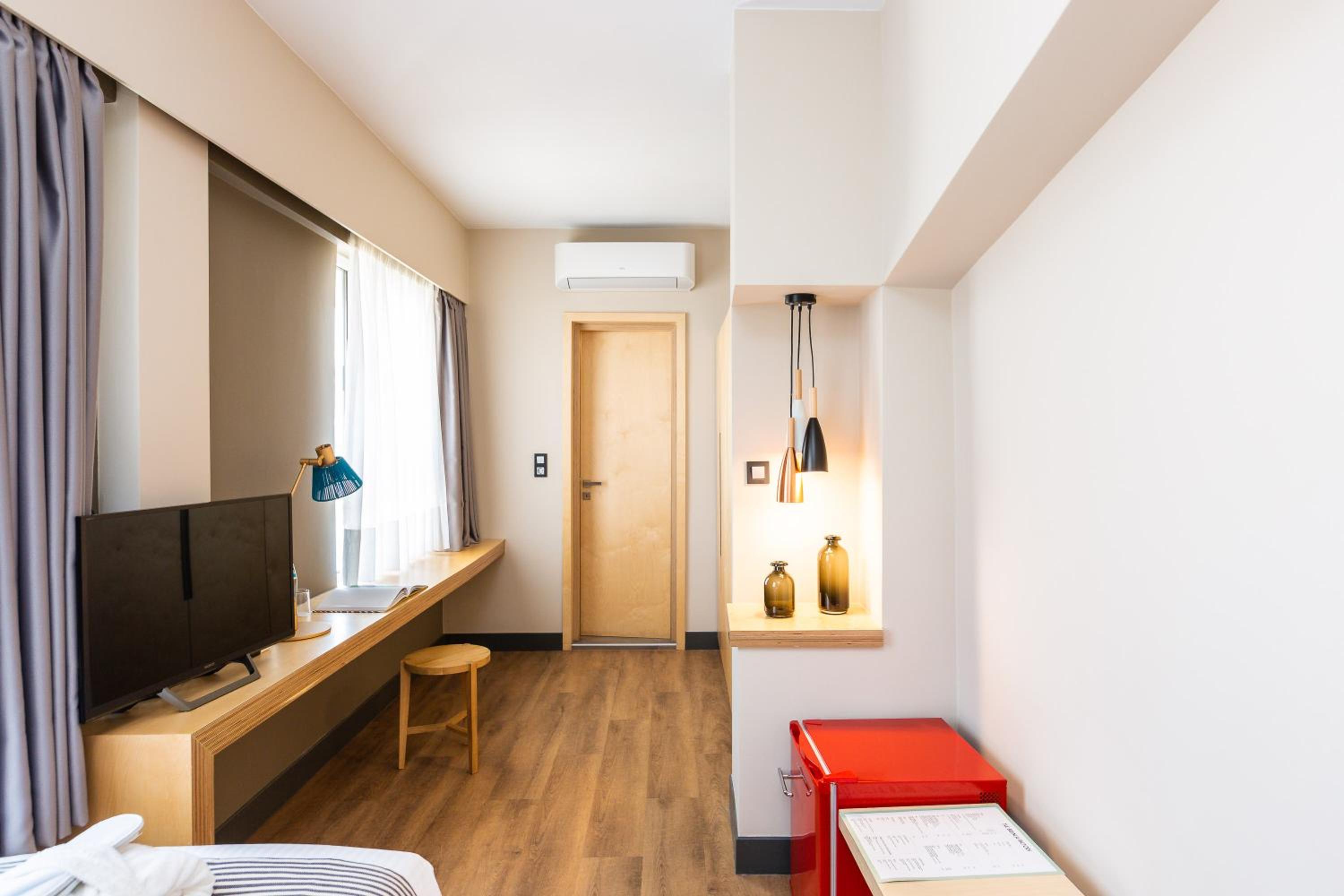 Single Room photo 2