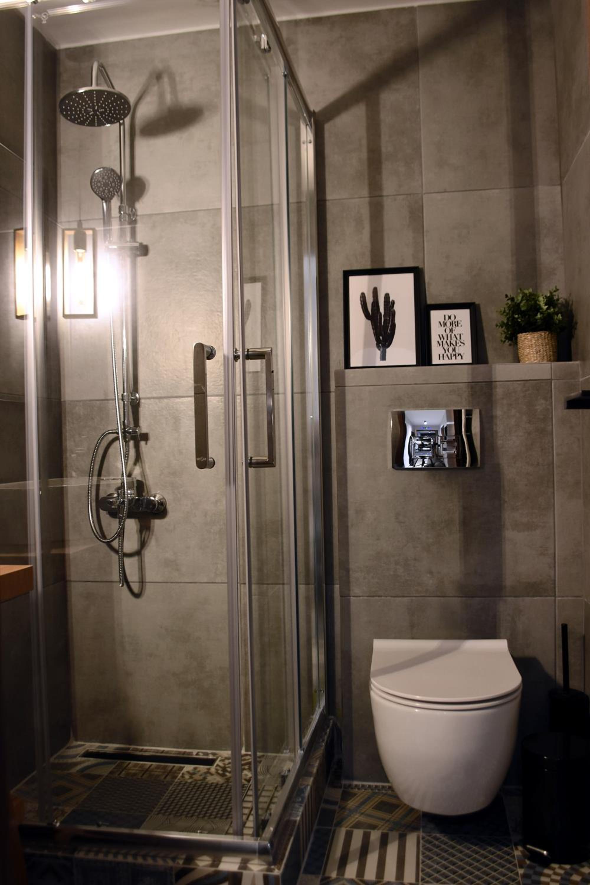 One-Bedroom Apartment - Photo 5