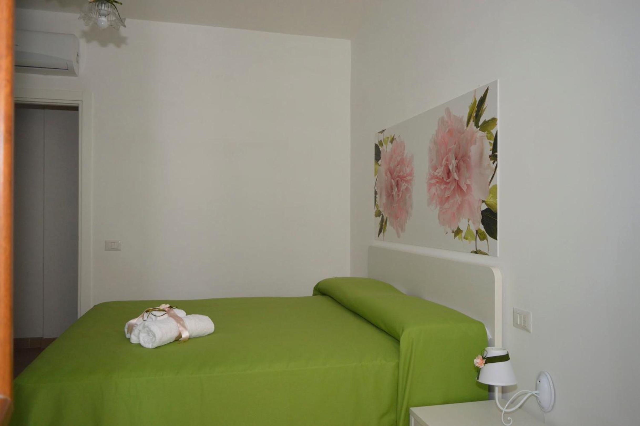 Comfort Quadruple Room - Photo 12