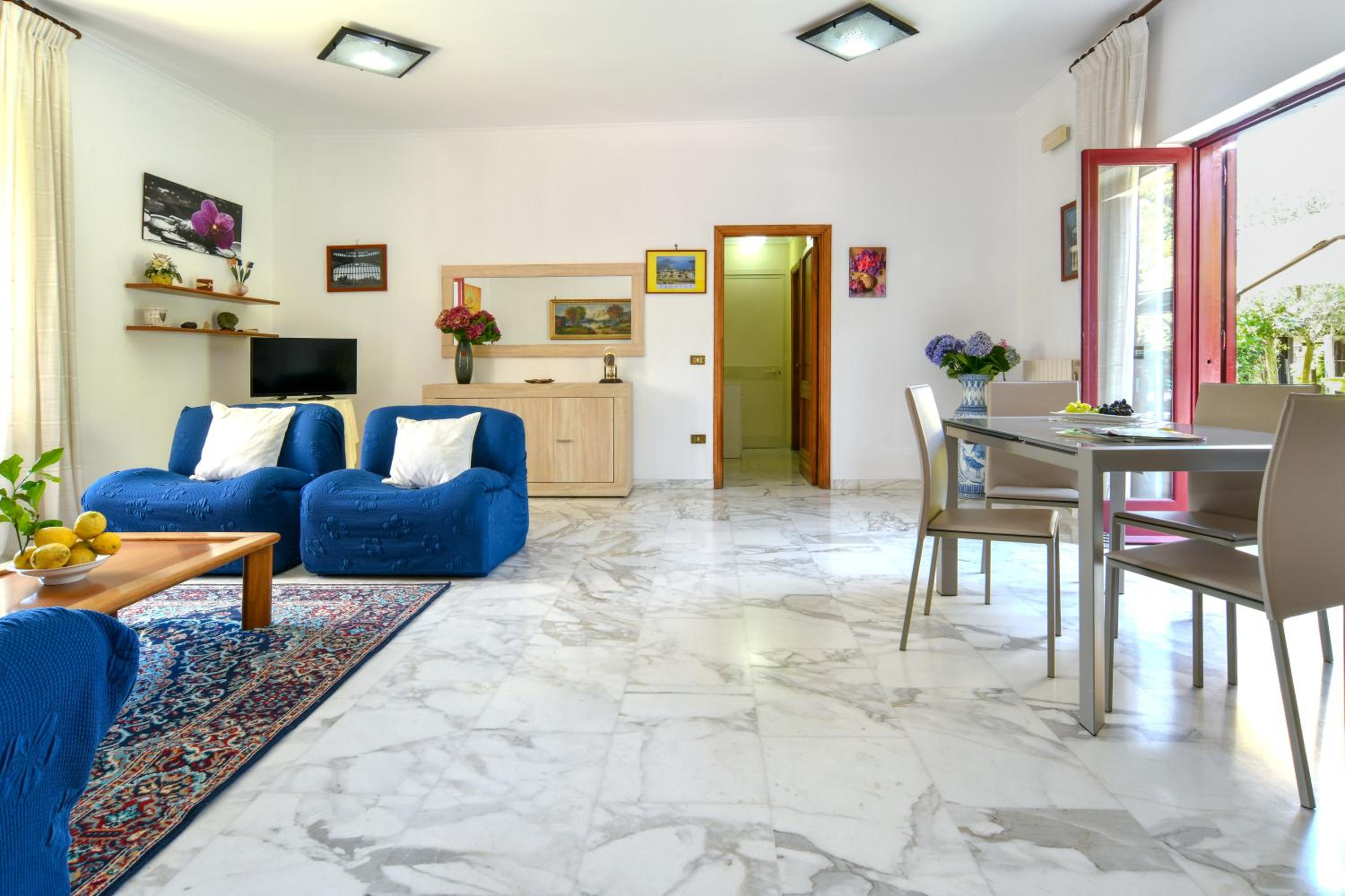 Superior Apartment photo 1
