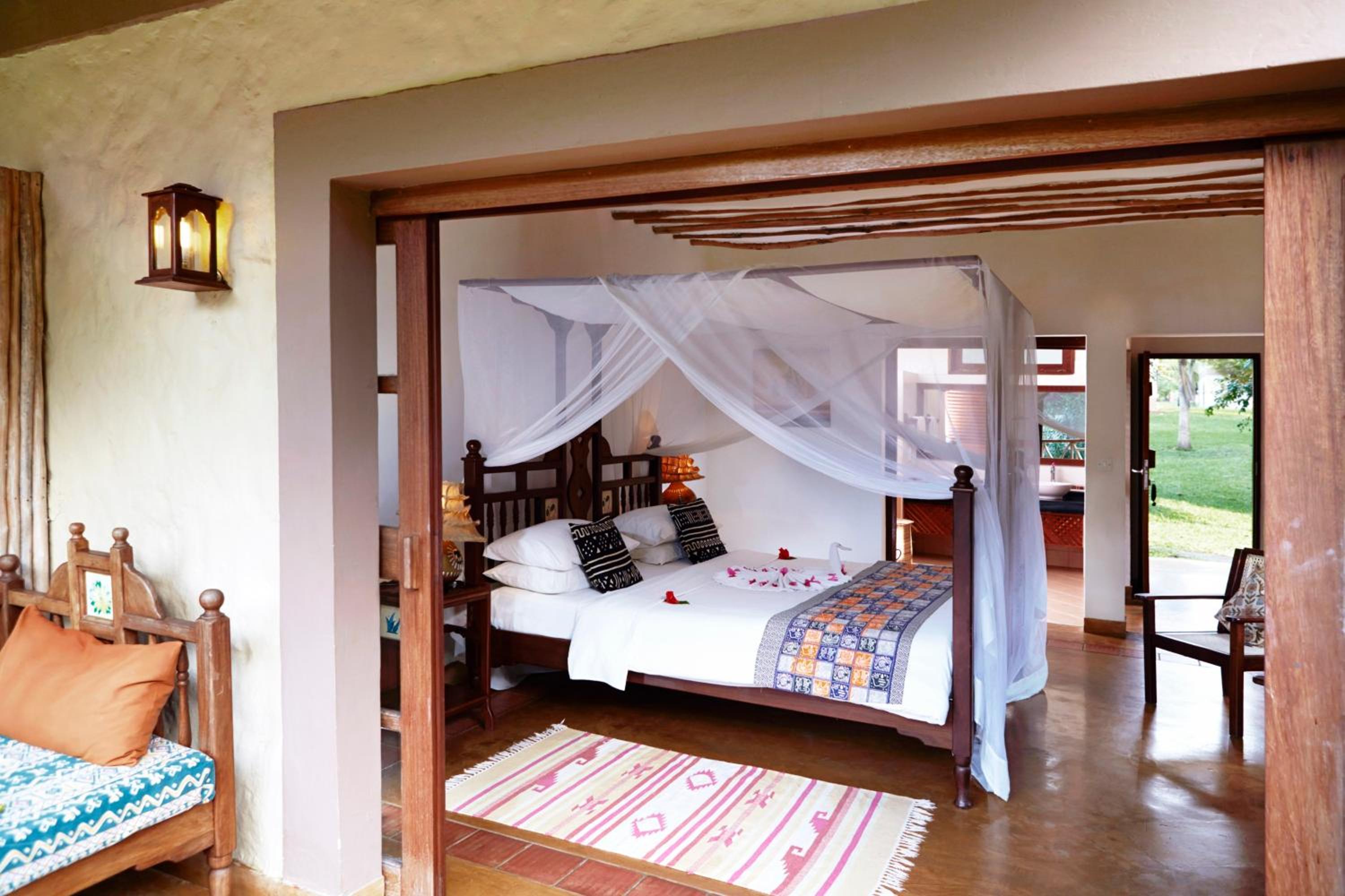 Deluxe Room - Photo 5