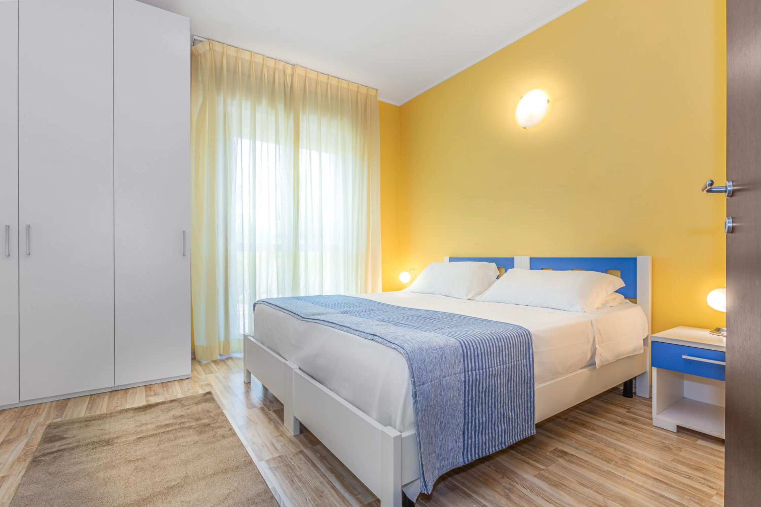 Standard Double Room - Photo 2