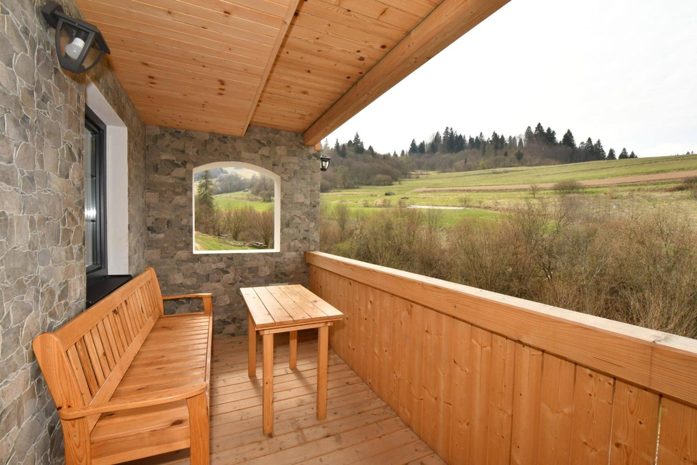 Suite with Mountain View - Photo 21