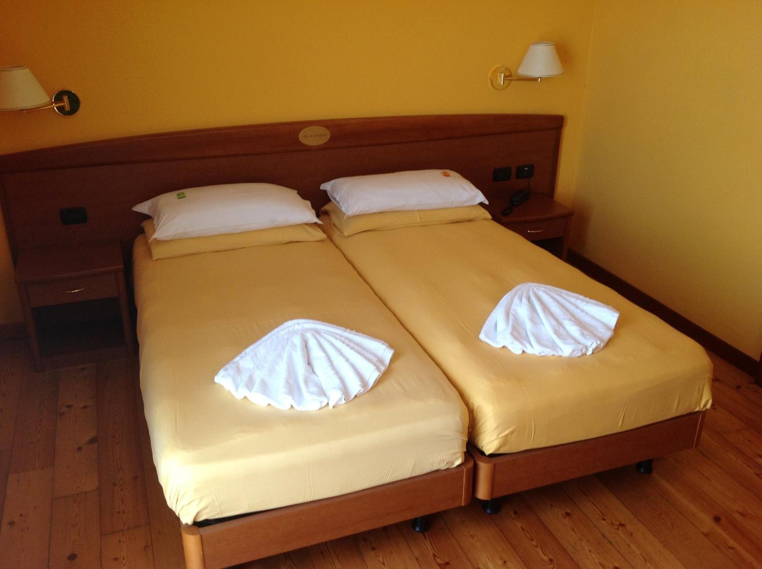 Superior Twin Room - Photo 8